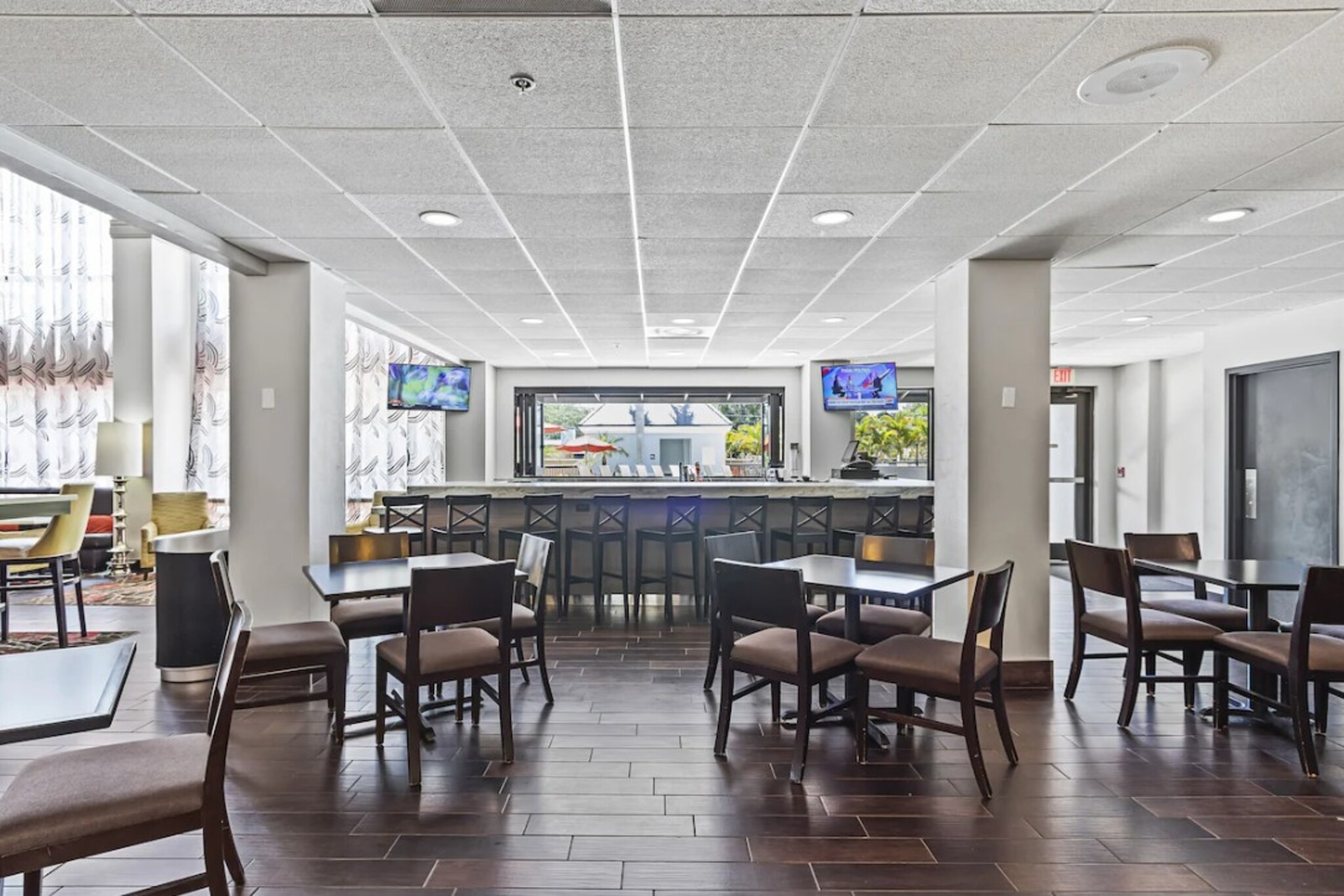 Holiday Inn St. Petersburg West