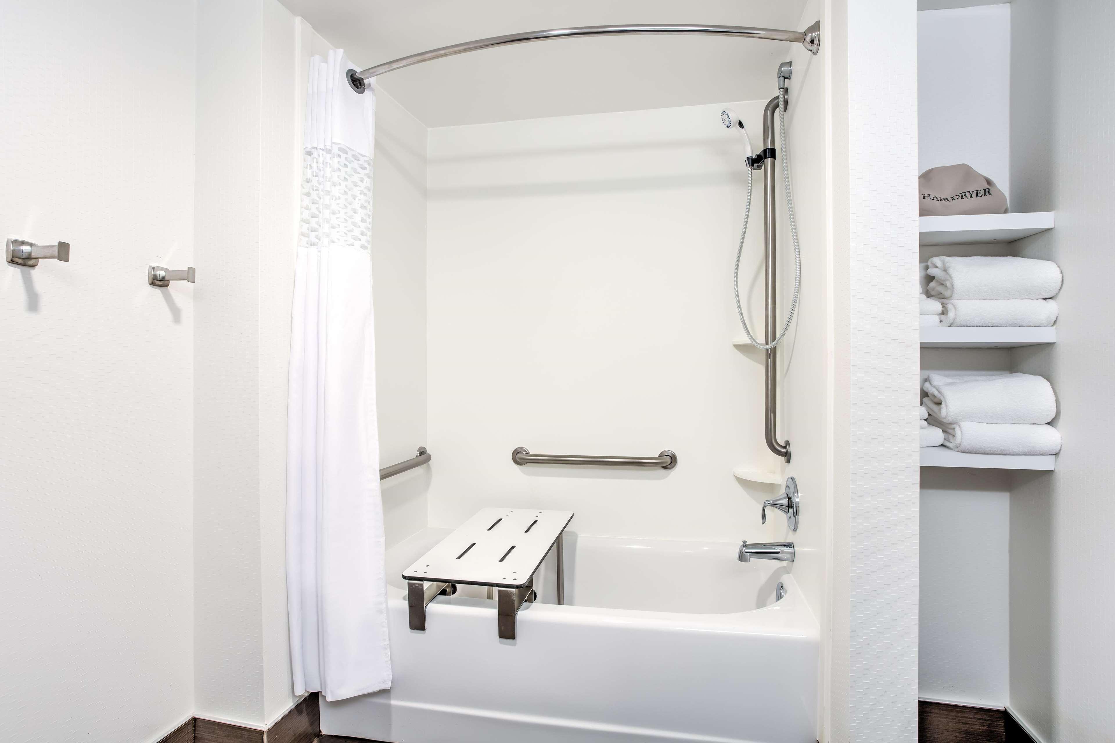 Hampton Inn & Suites Macon I-475
