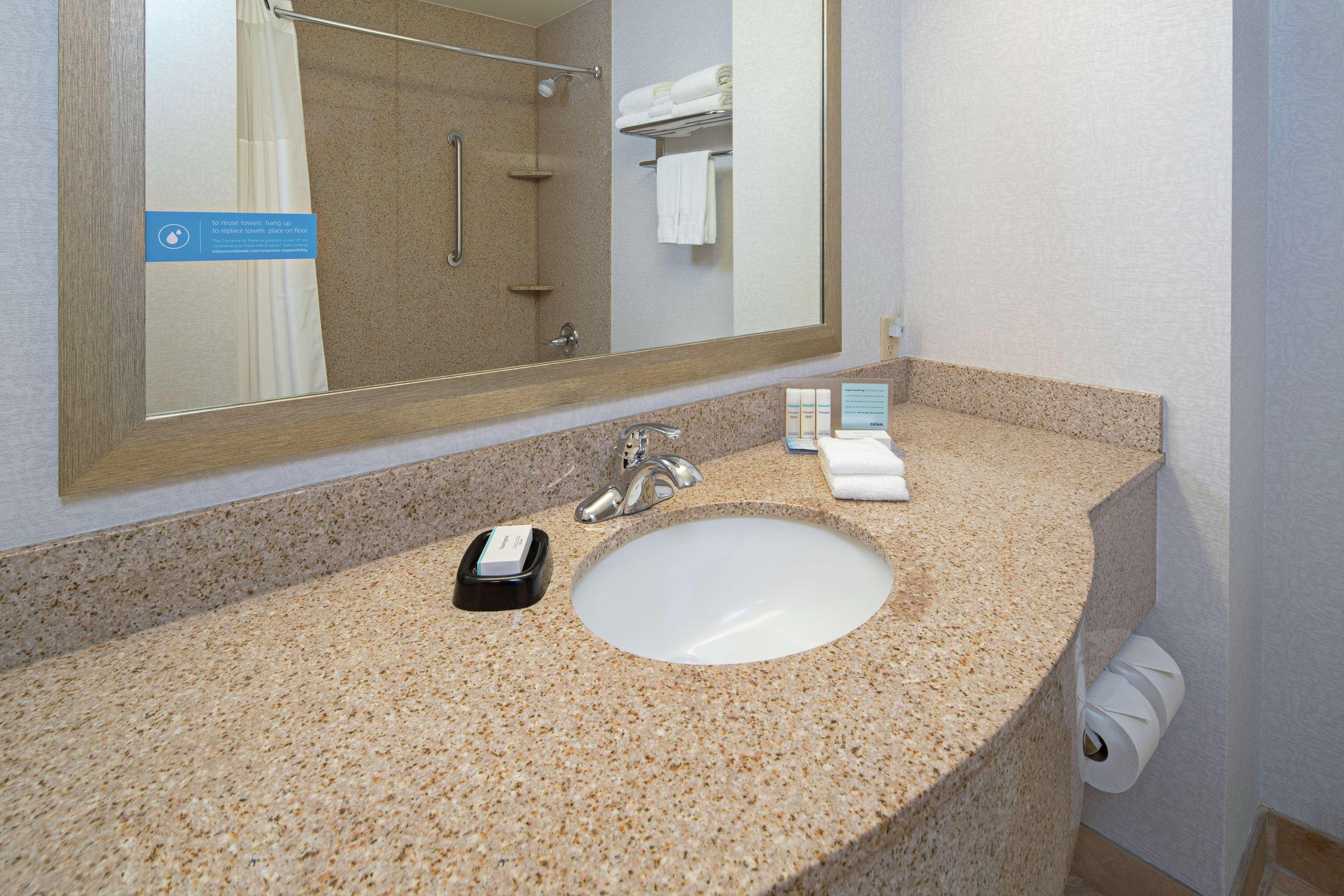 Hampton Inn & Suites Bremerton 