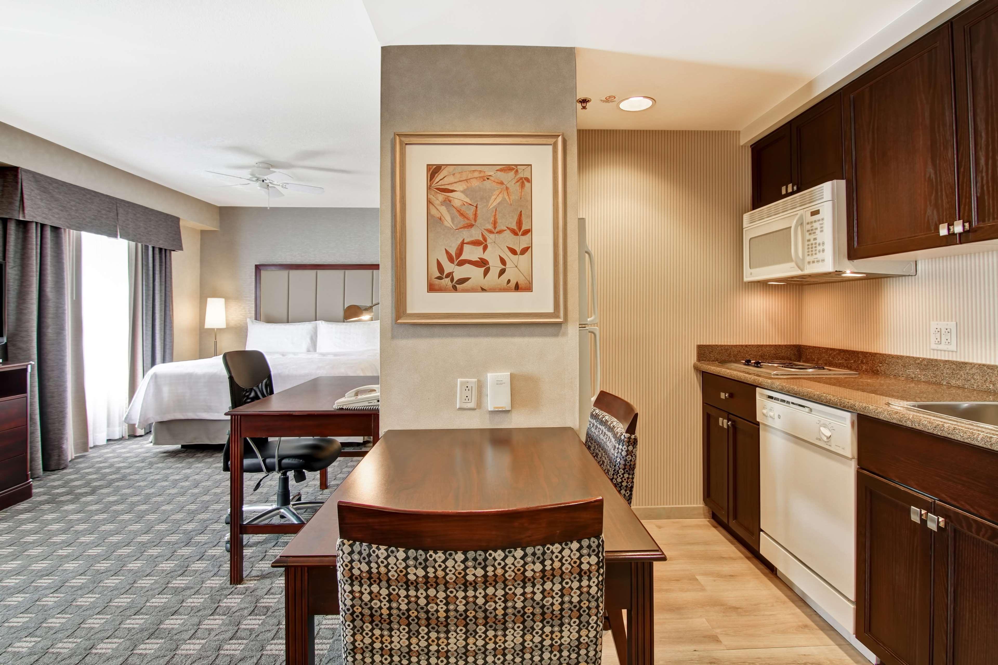 Homewood Suites by Hilton Toronto-Oakville