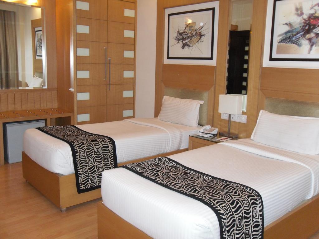 Karon Hotels Lajpat Nagar
