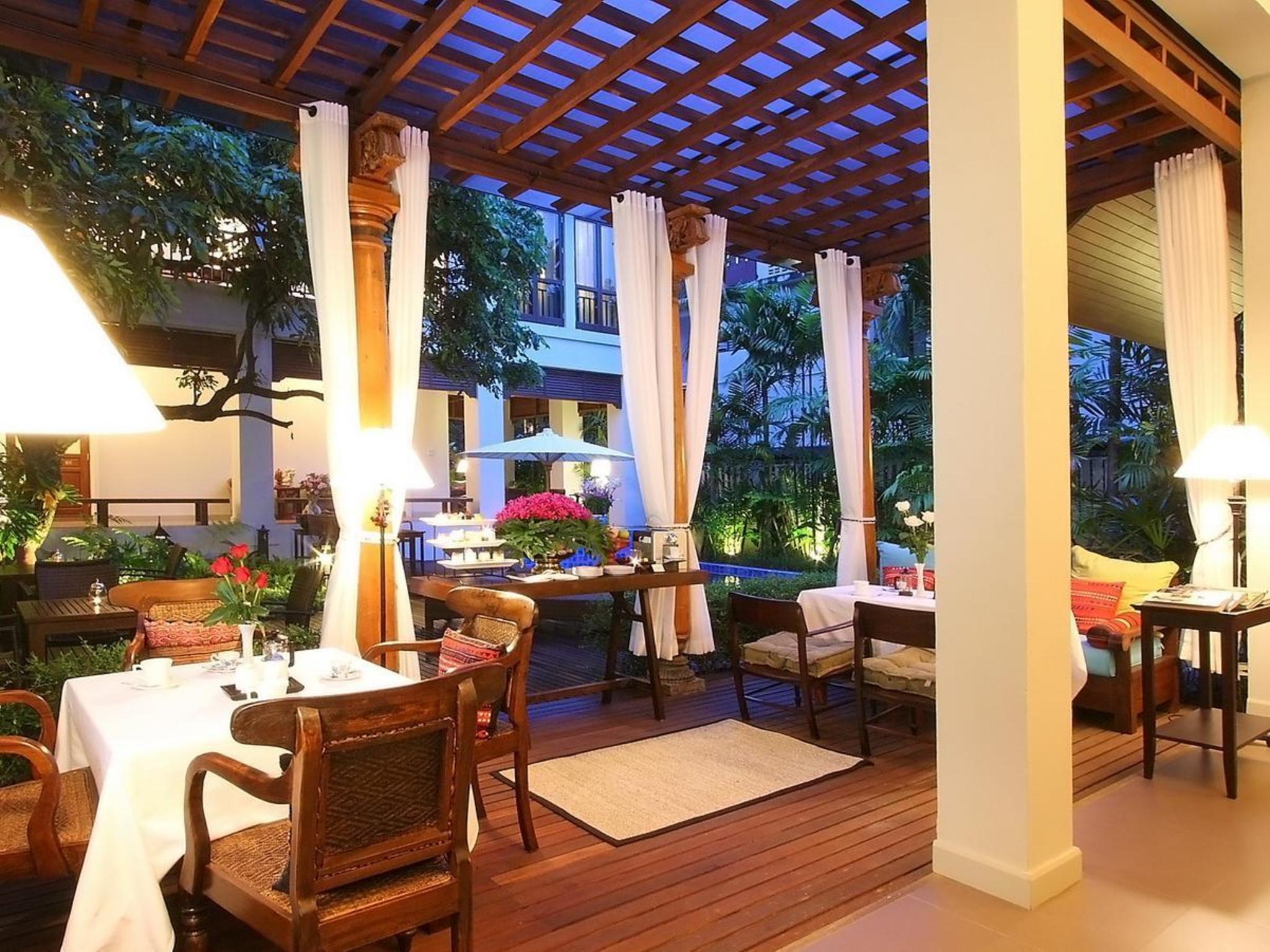 Baan Klang Wiang Boutique Hotel Chiang Mai