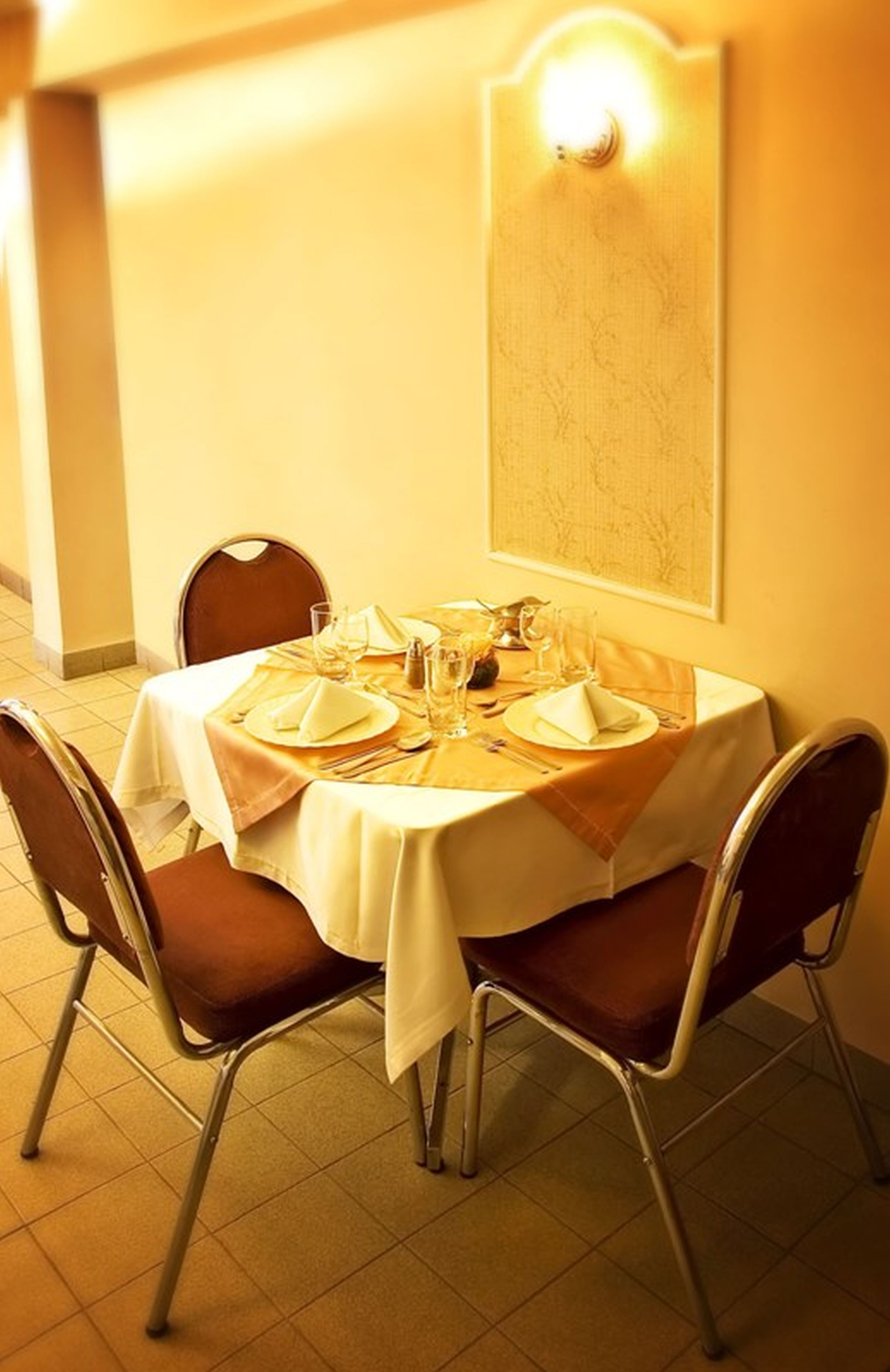 Americana Hotel 