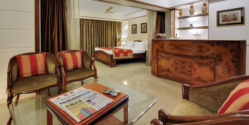 Hotel Regal Enclave Khar (W) by null