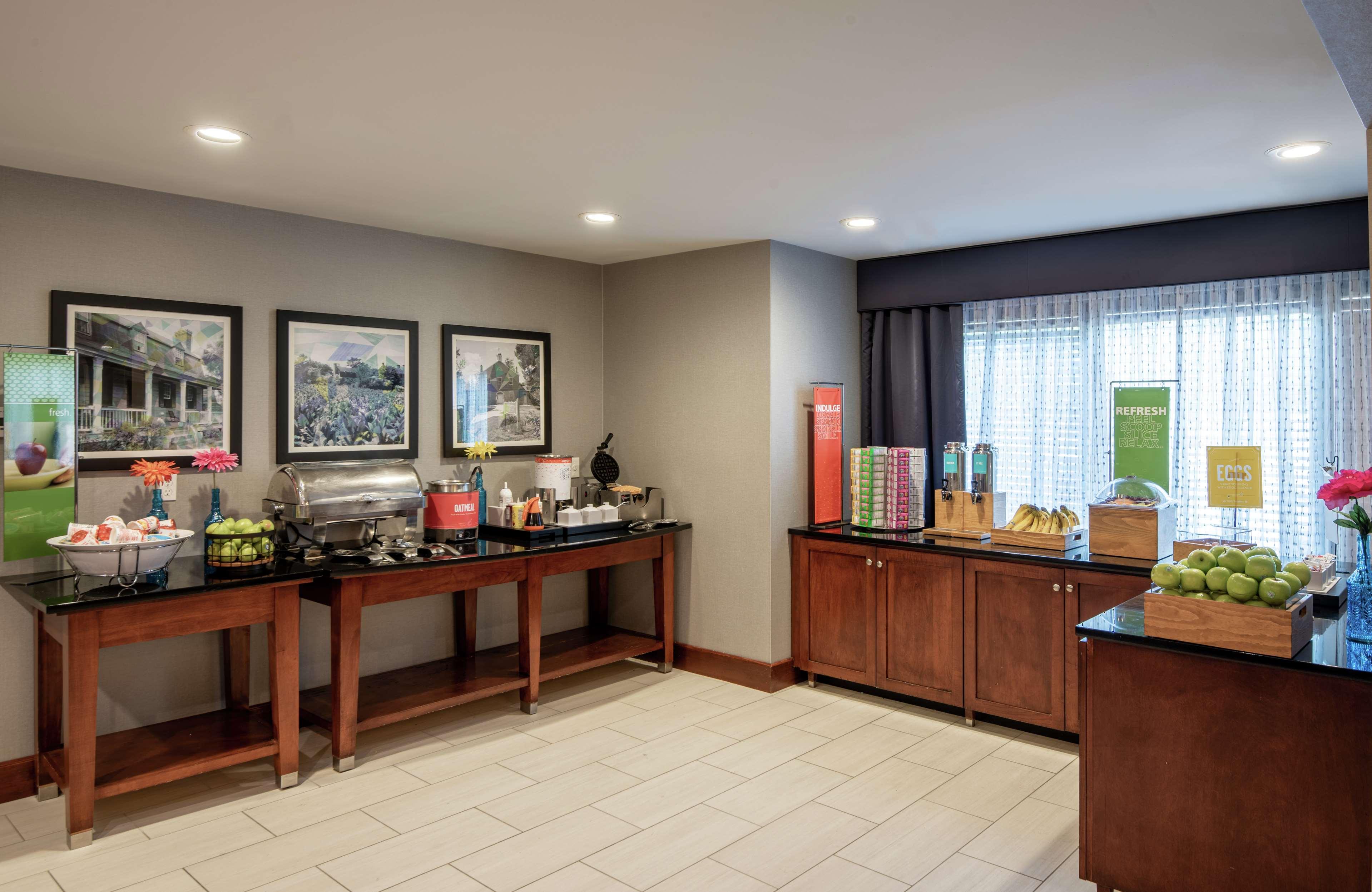Hampton Inn Waldorf