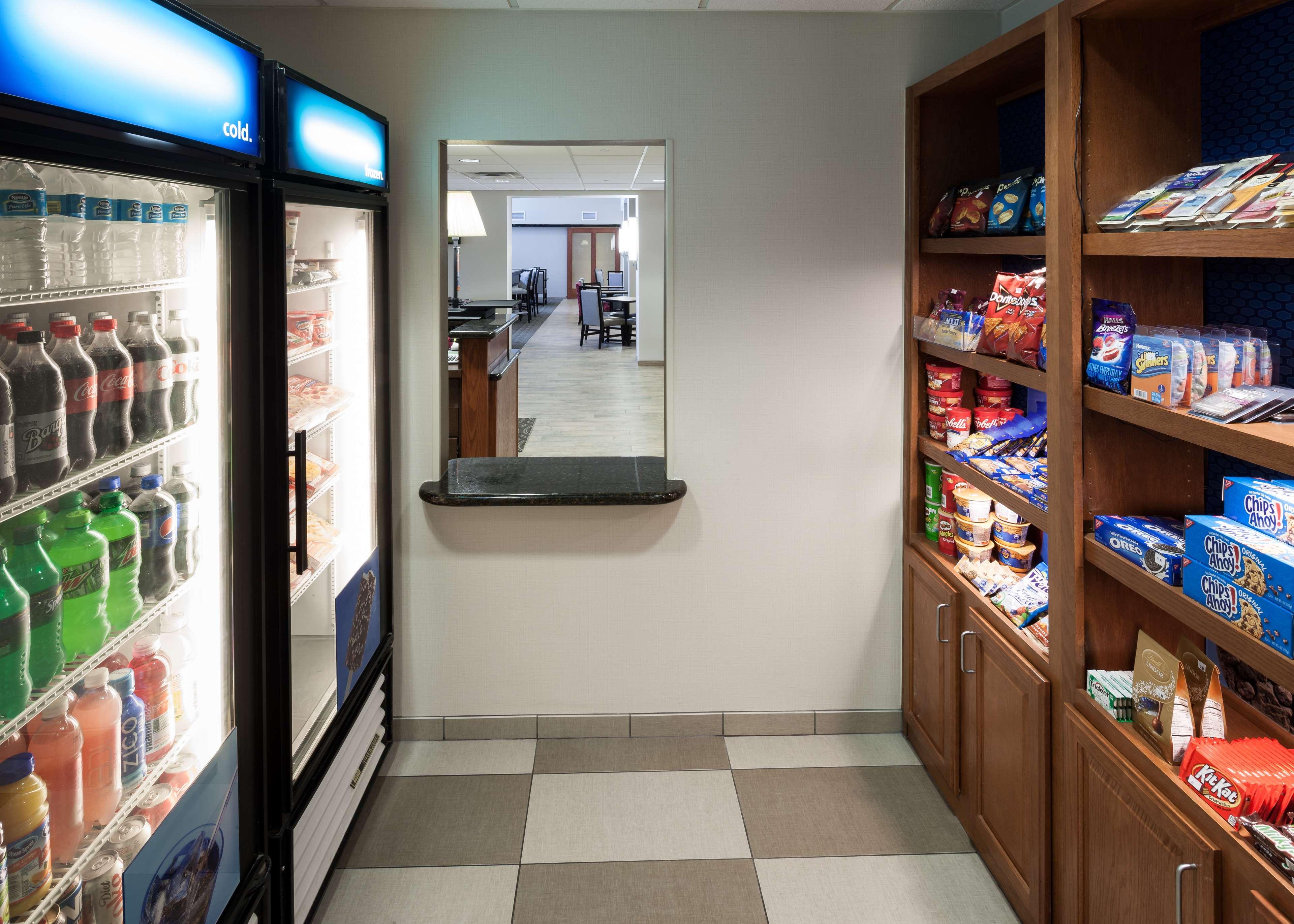 Hampton Inn & Suites Davenport