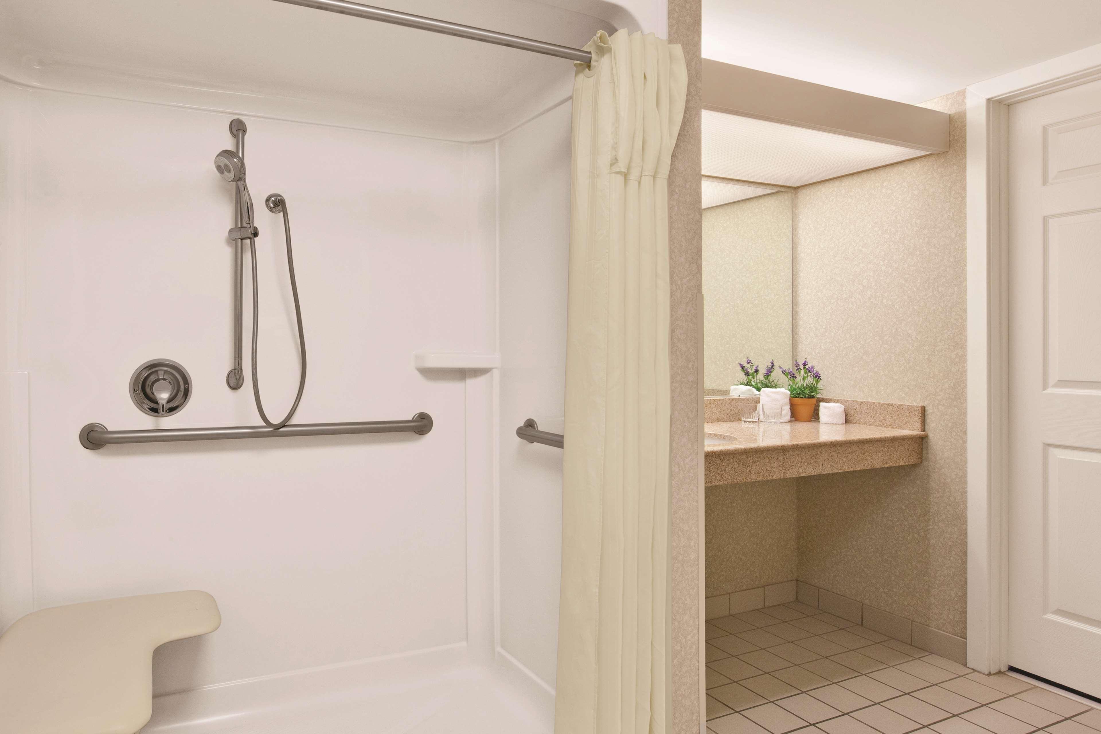 Homewood Suites by Hilton Harrisburg-West 
