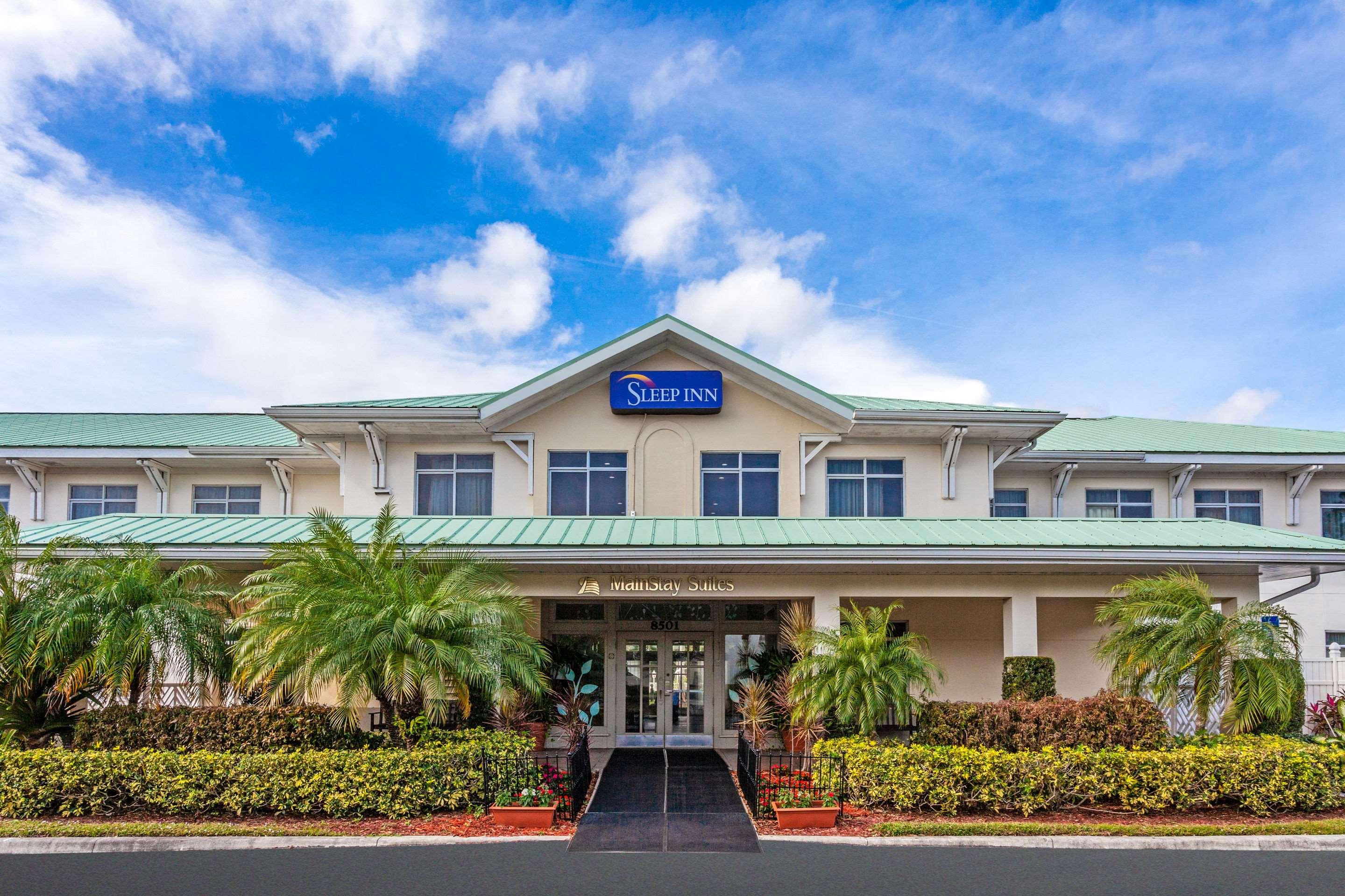 Mainstay Suites At Pga Village