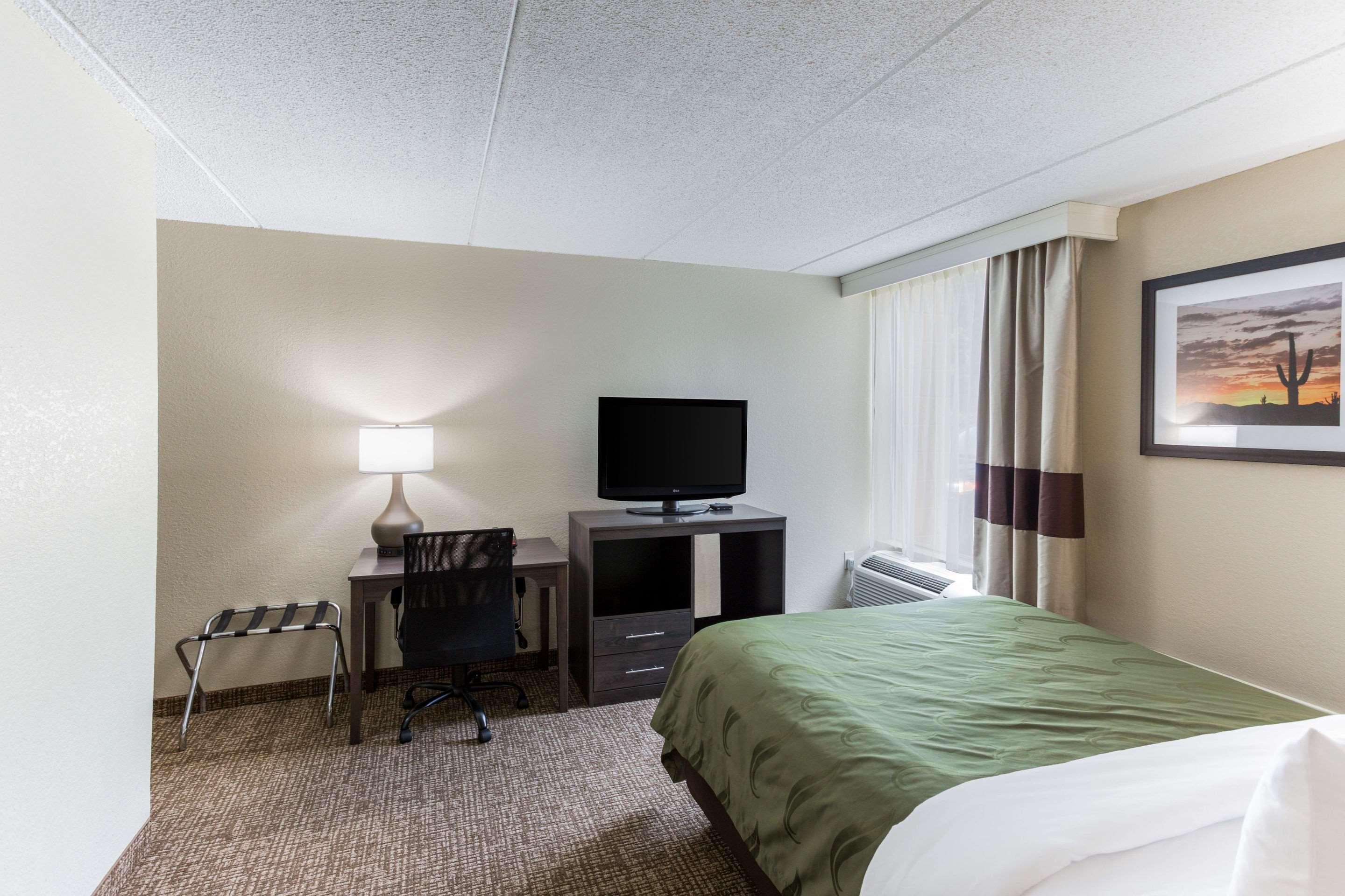 Quality Inn & Suites Plattsburgh Area
