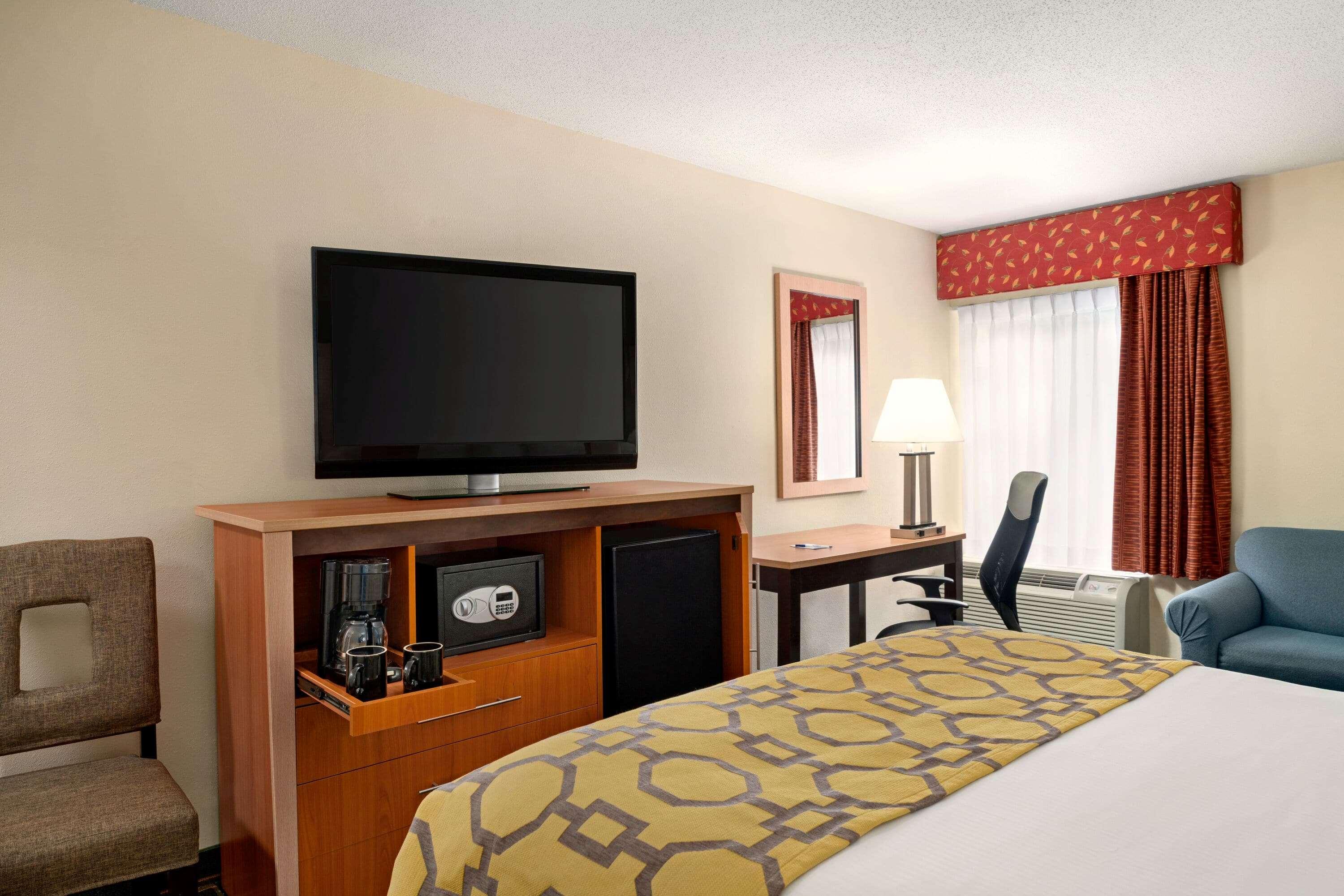 Baymont By Wyndham North Dartmouth