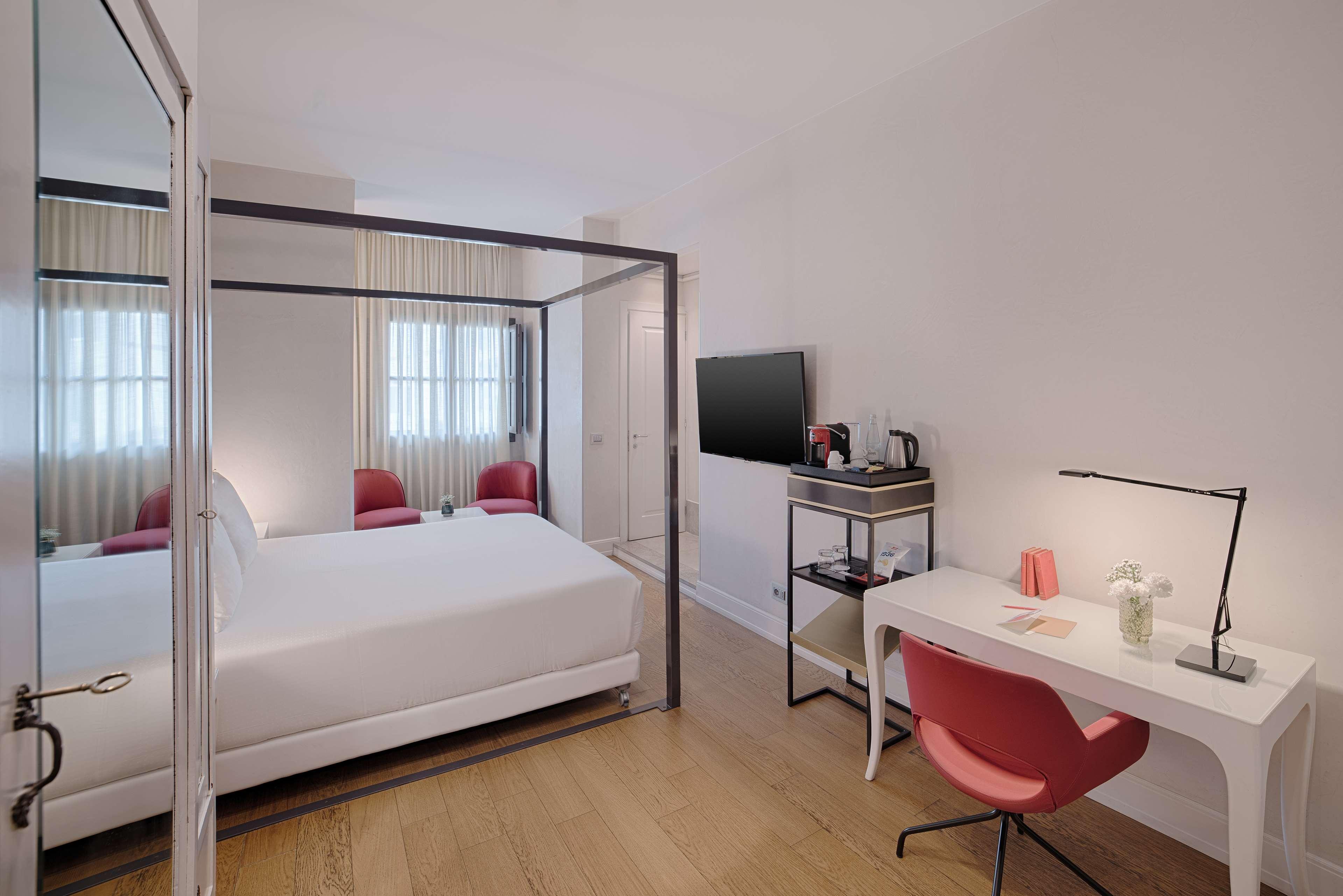 Hotel NH Collection Firenze Porta Rossa by null