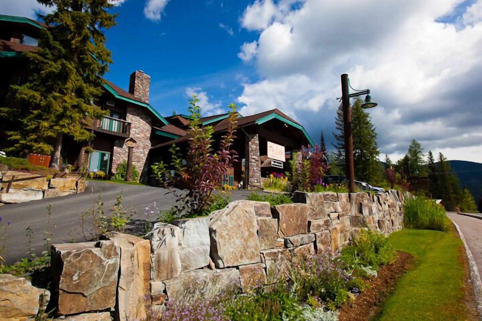 Kandahar Lodge at Whitefish Mountain Resort by null