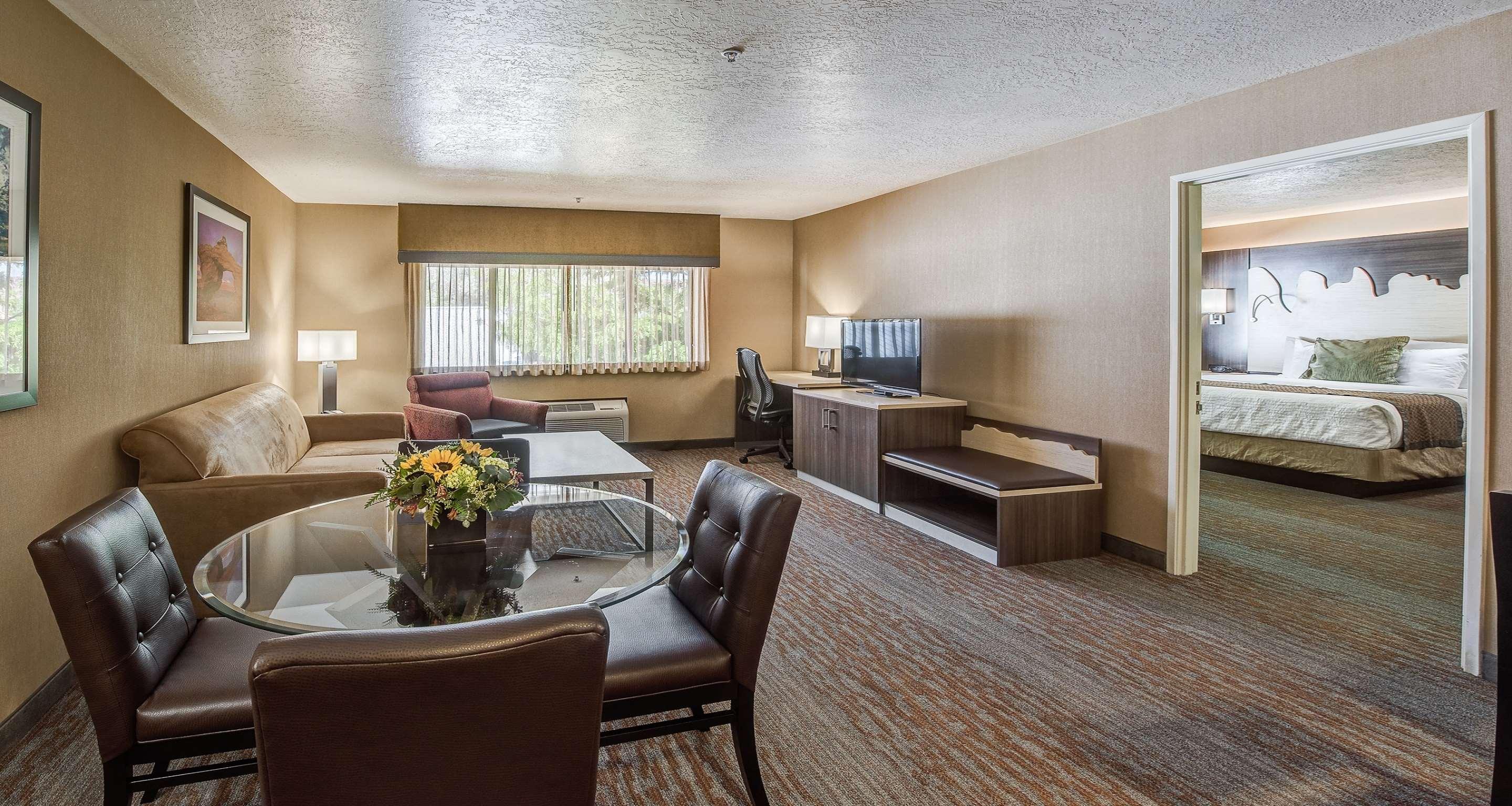 Best Western Plus Canyonlands Inn