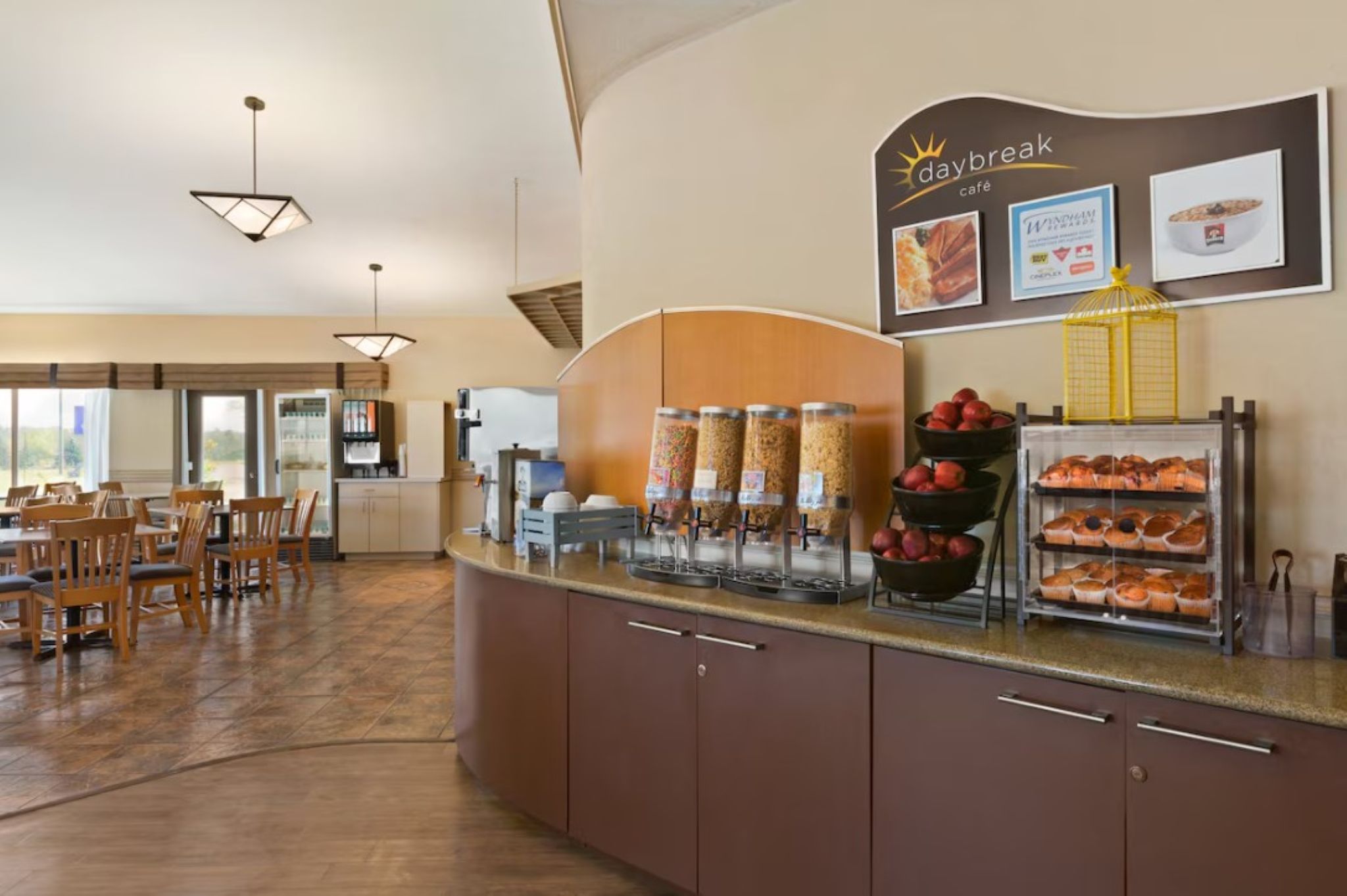 Days Inn & Suites by Wyndham Moncton