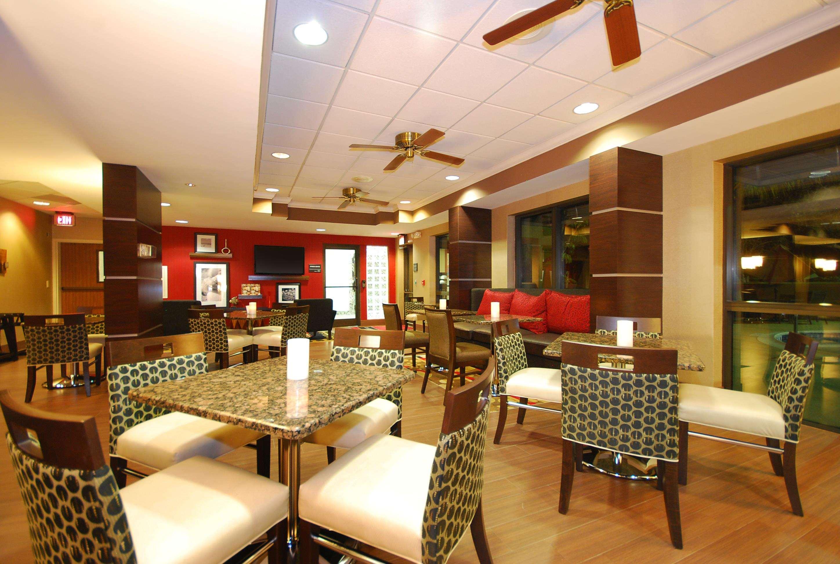 Hampton Inn Ft. Myers-Airport I-75