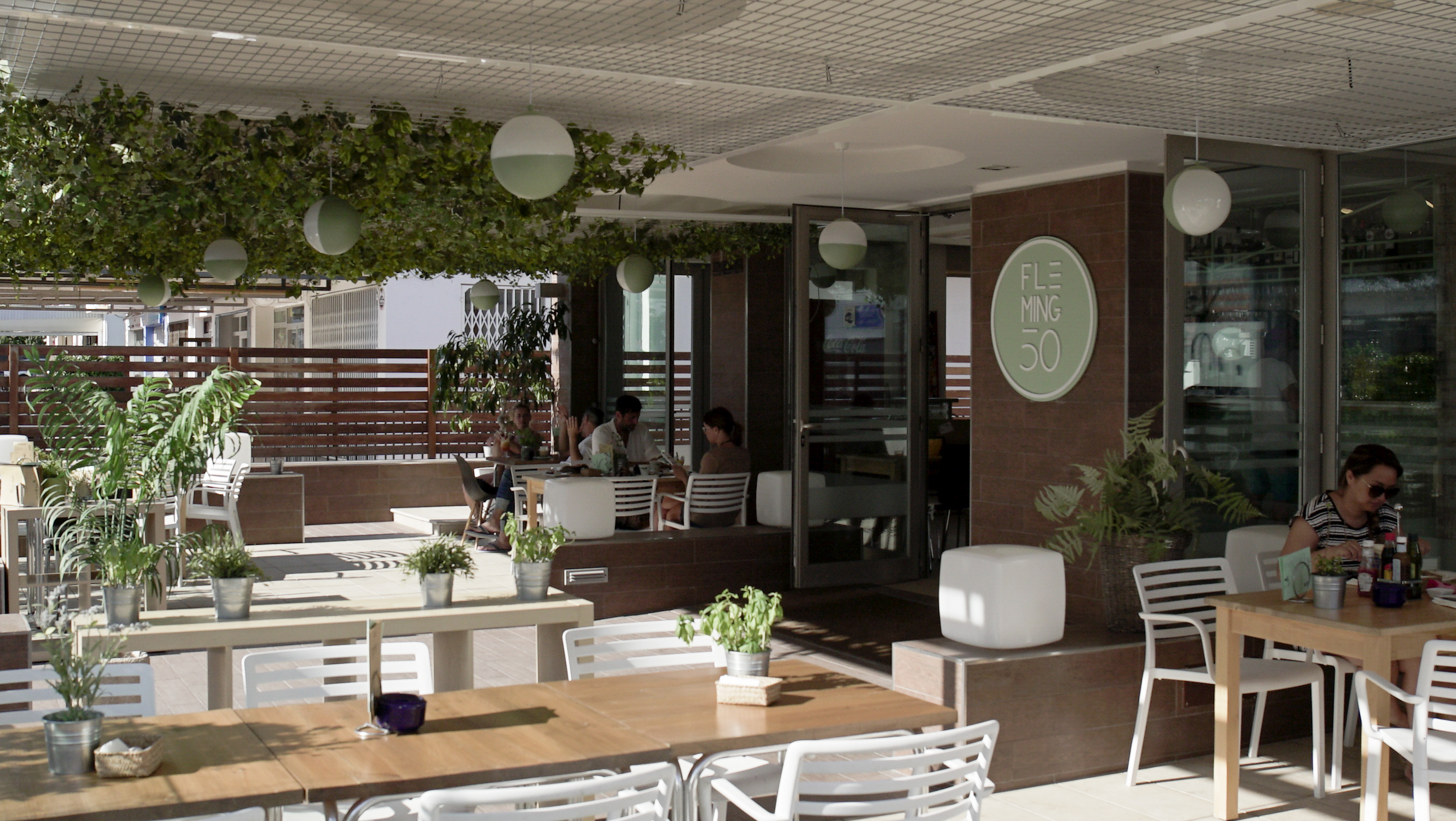 Apartamentos Fleming 50 by null