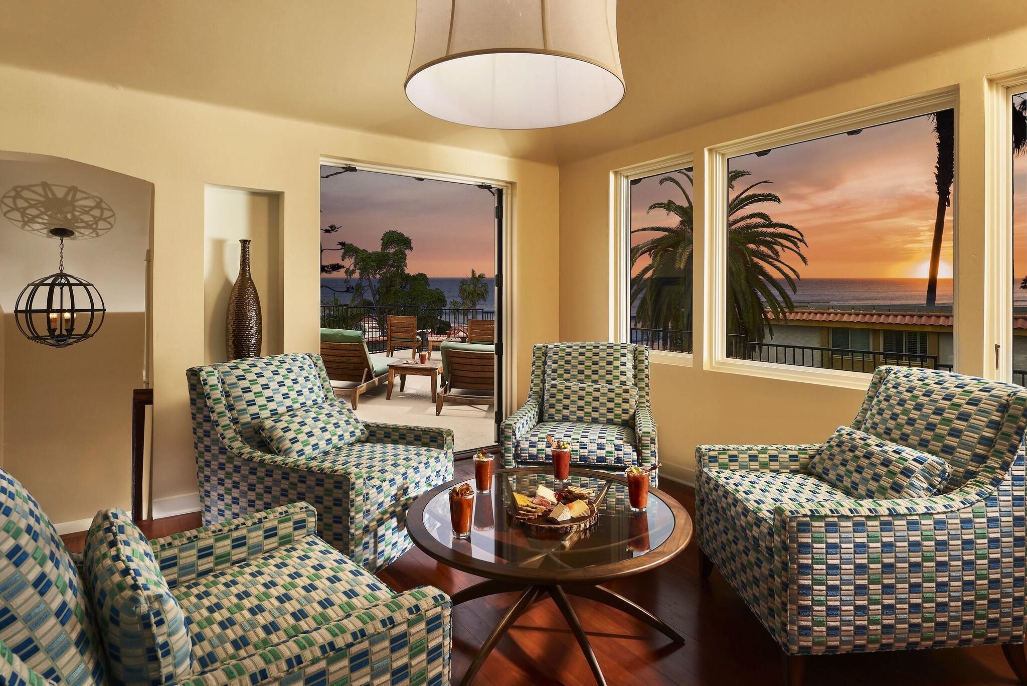 Grande Colonial by null