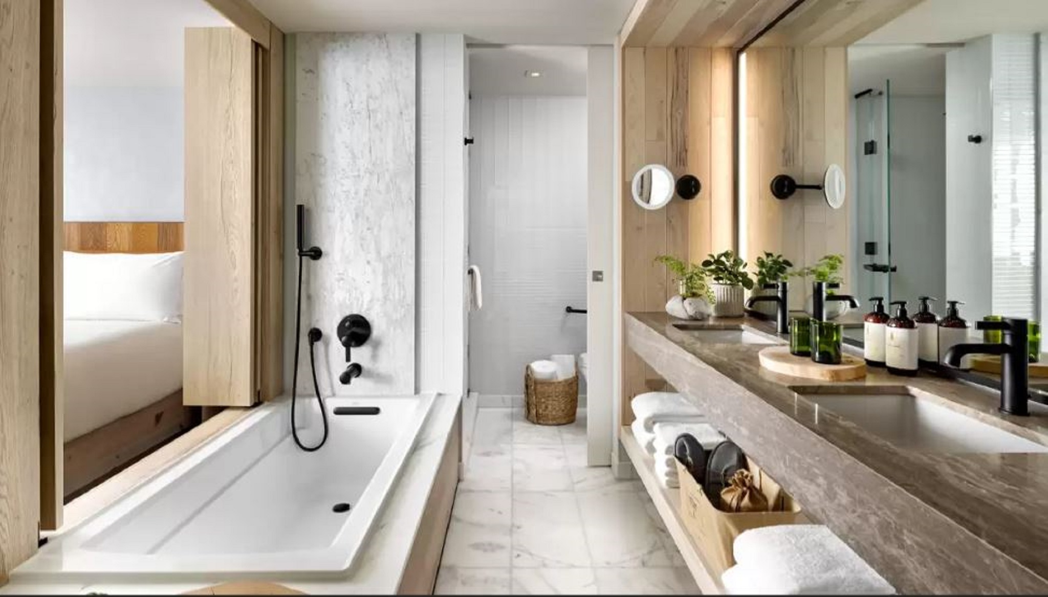 Thompson Toronto by null