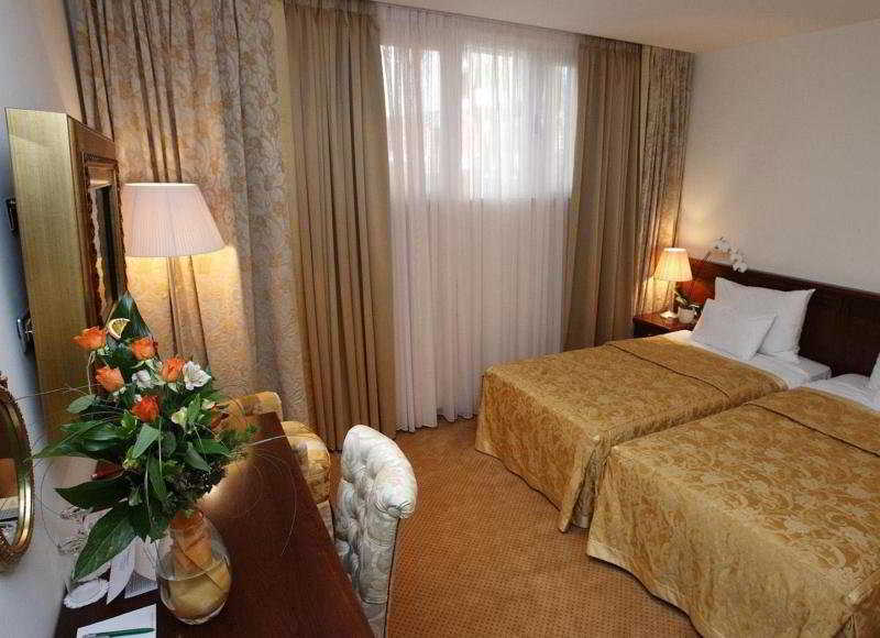 Hotel Globo Split by null
