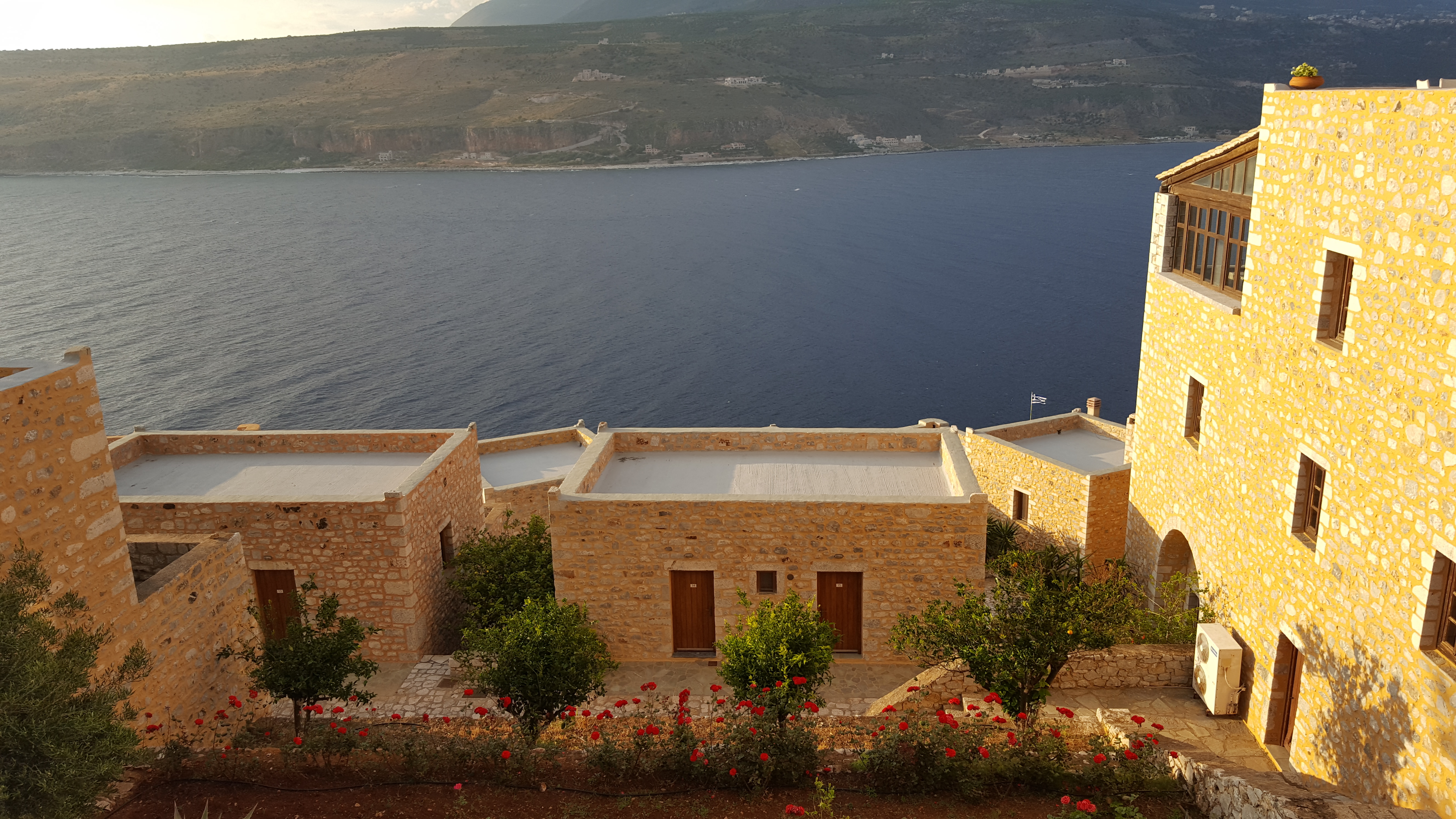 Limeni Village Hotel - Poză