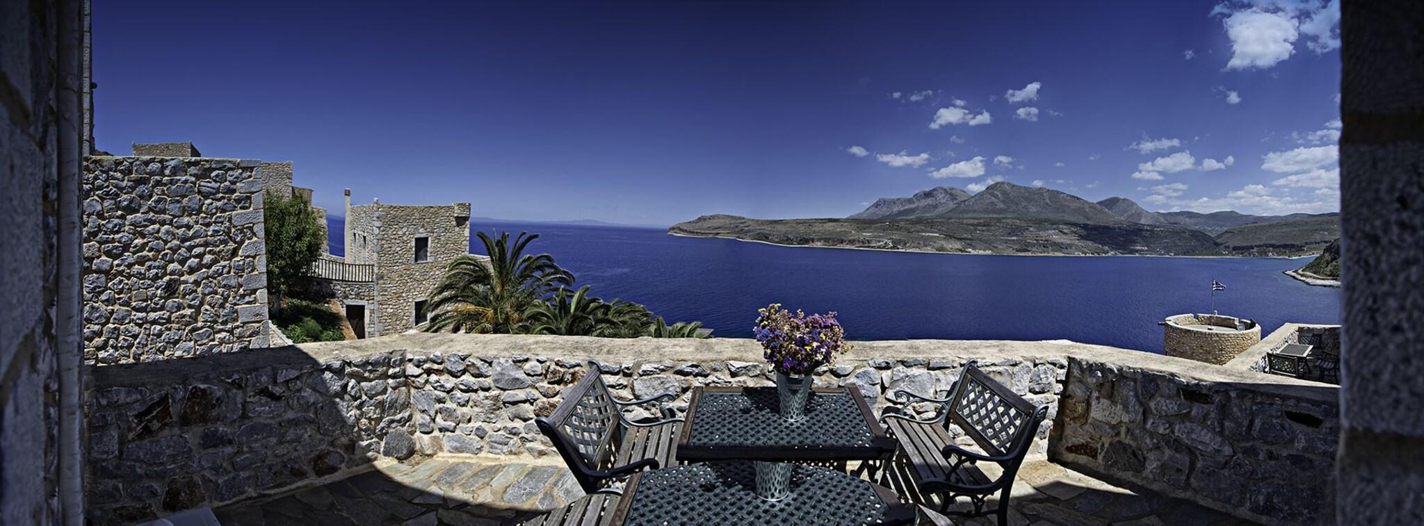 Limeni Village Hotel - Poză