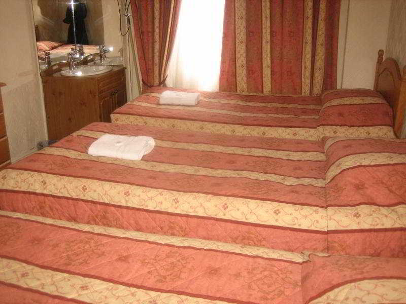 Ravna Gora Hotel by null