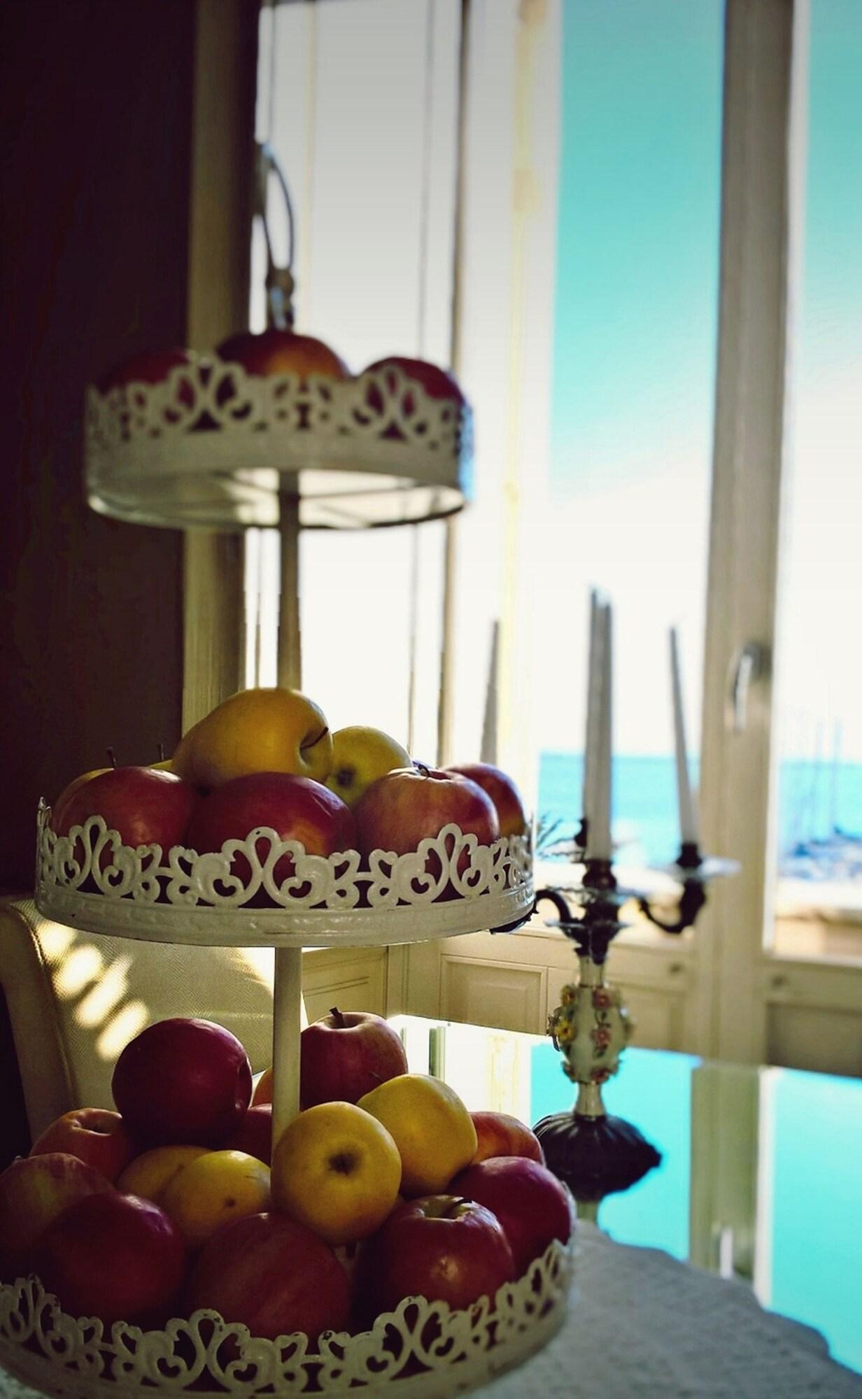 MIRAMARE CAGLIARI hotel museo by null