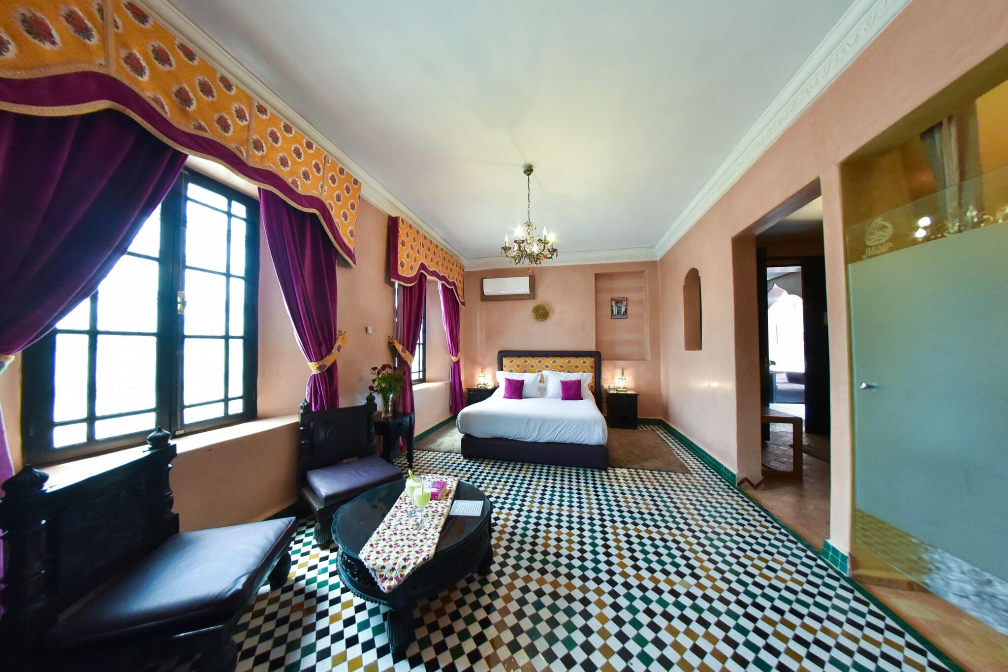 Riad Yacout by null