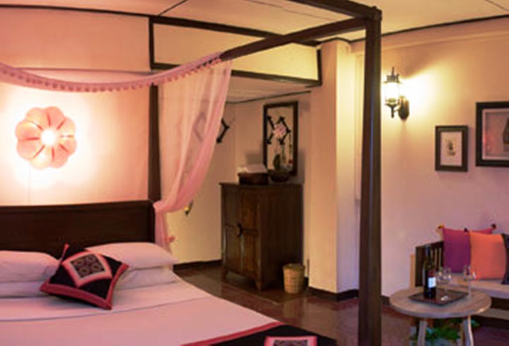 Changpuak Hotel by null