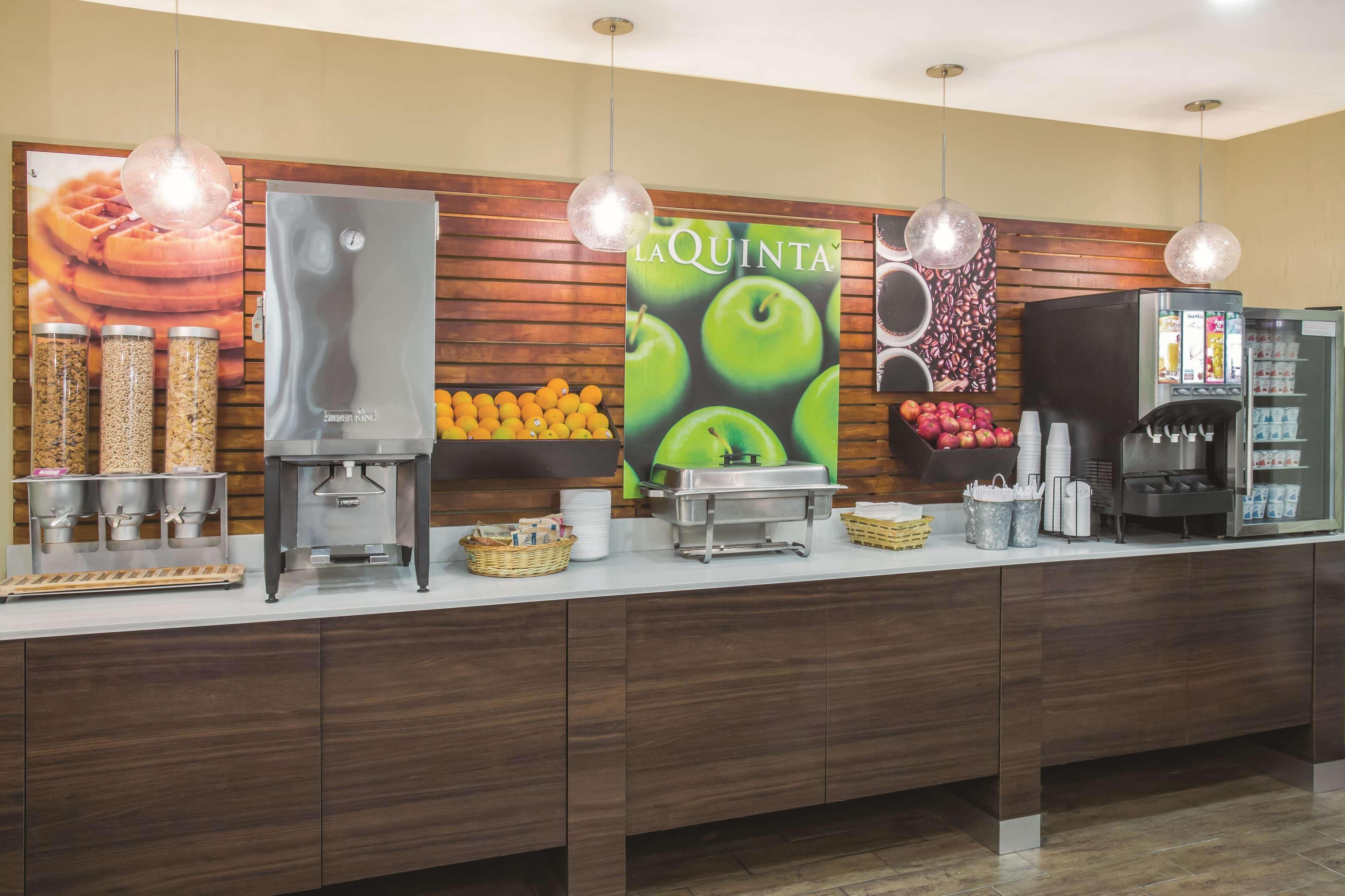 La Quinta Inn & Suites Daytona Beach - Oceanfront