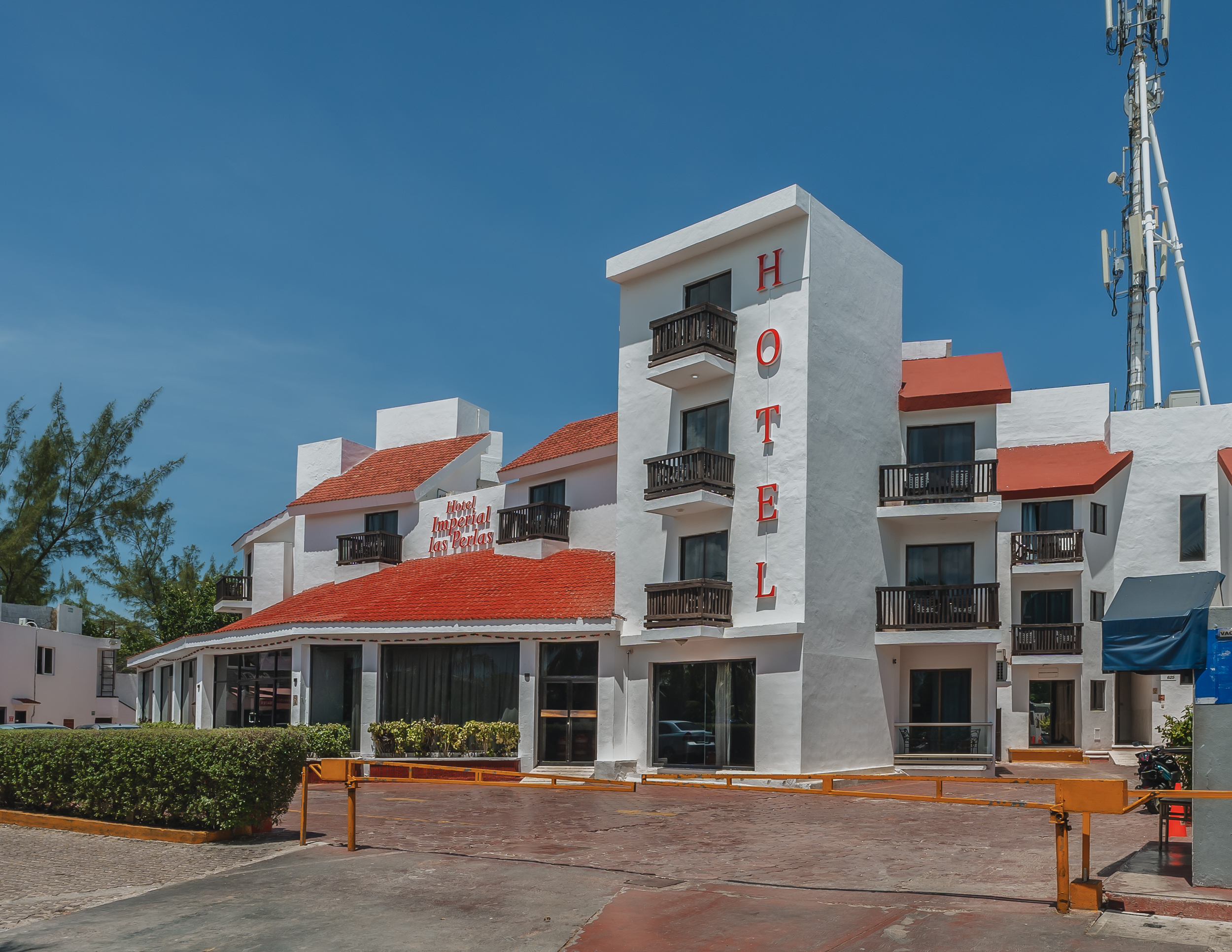 Imperial las Perlas - Poză