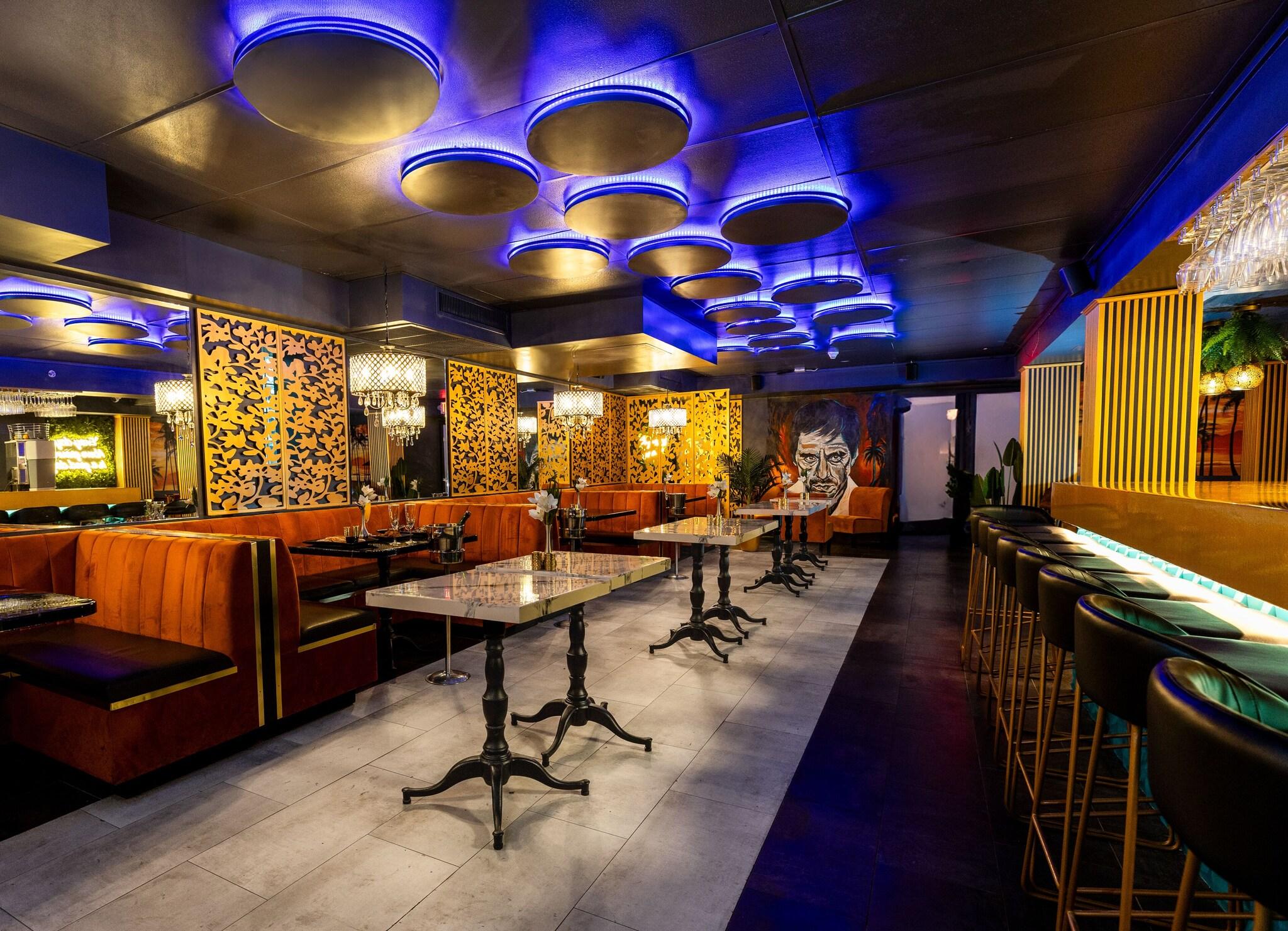 Colony Hotel