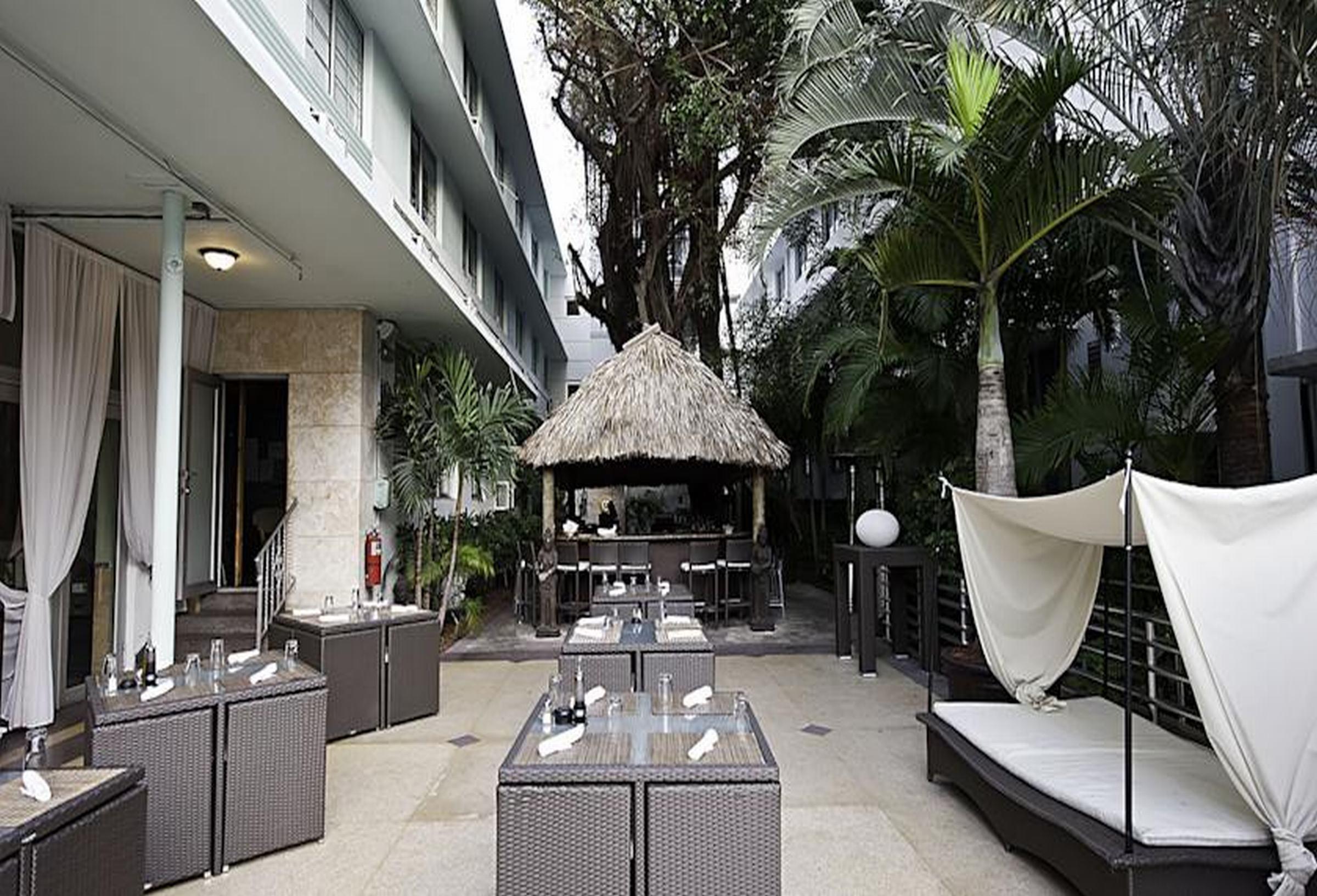 The Kent Hotel by null