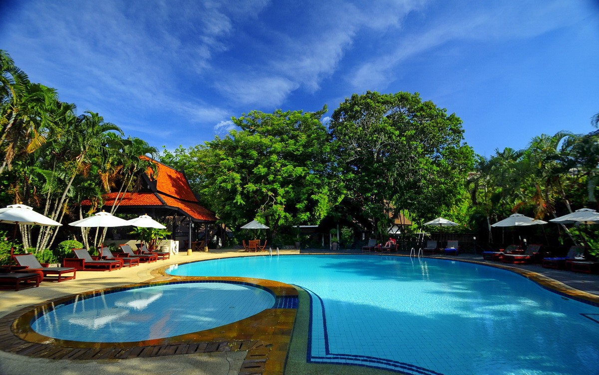 Kamala Beach Estate Resort by null