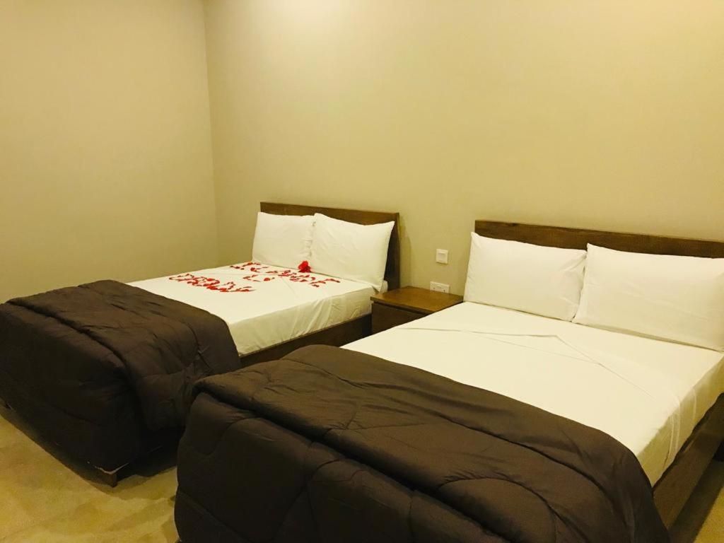 Holiday Beach Resort