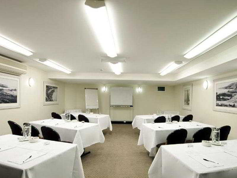 Coogee Sands Hotel & Apartments - Beachside Hotel Coogee by null