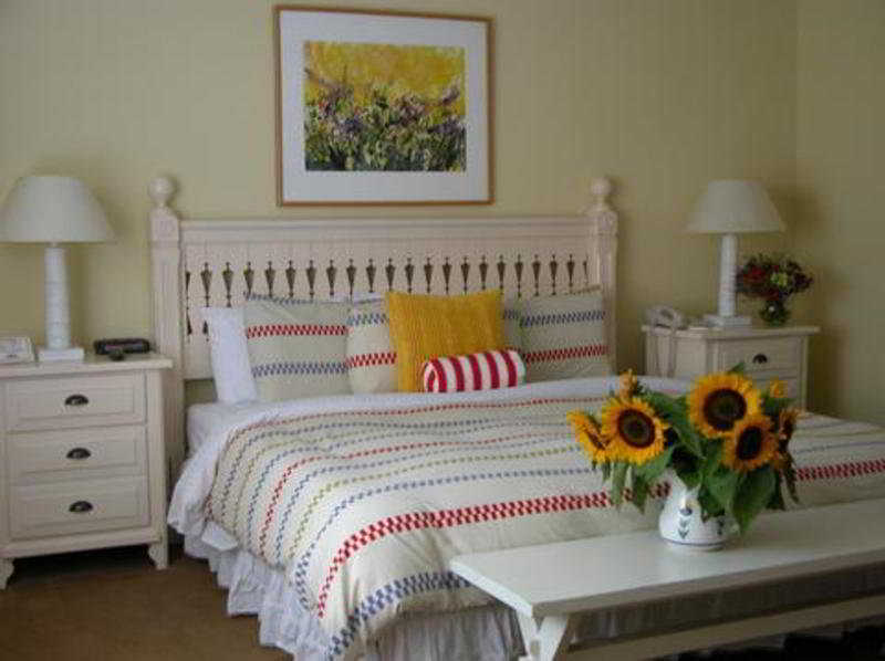 Southampton Inn by null