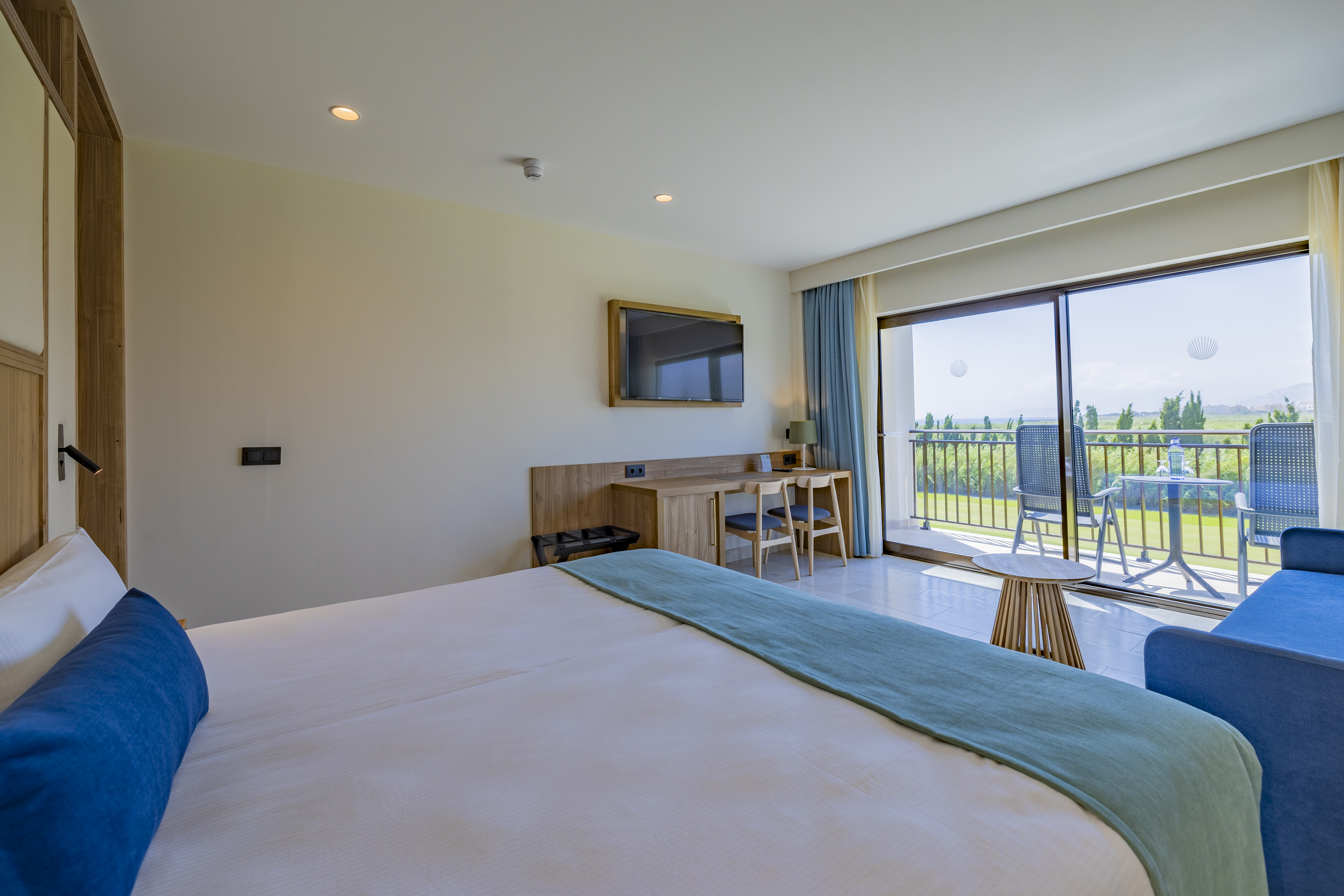 Impressive Playa Granada Golf