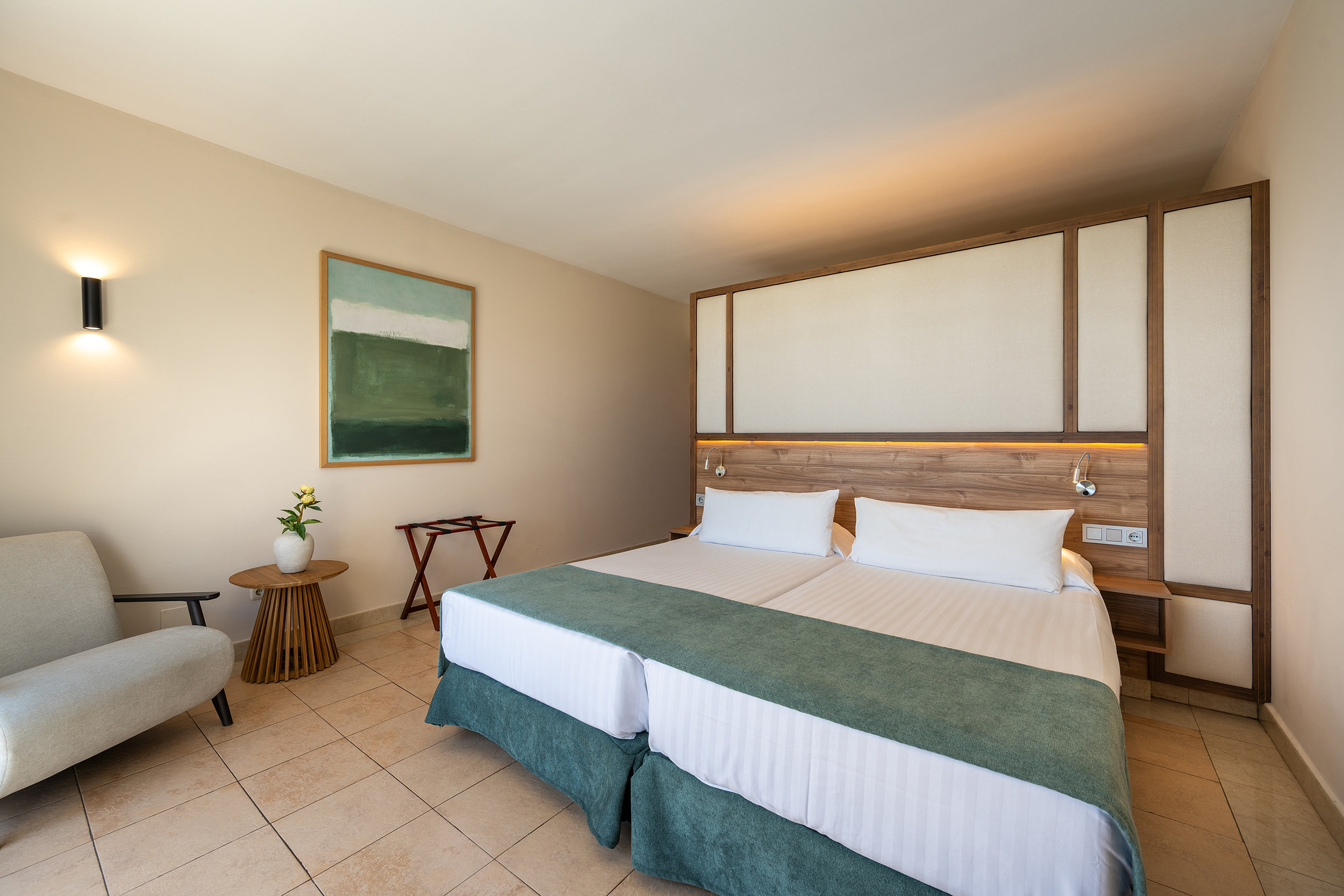 Chambre double, vue sur le jardin