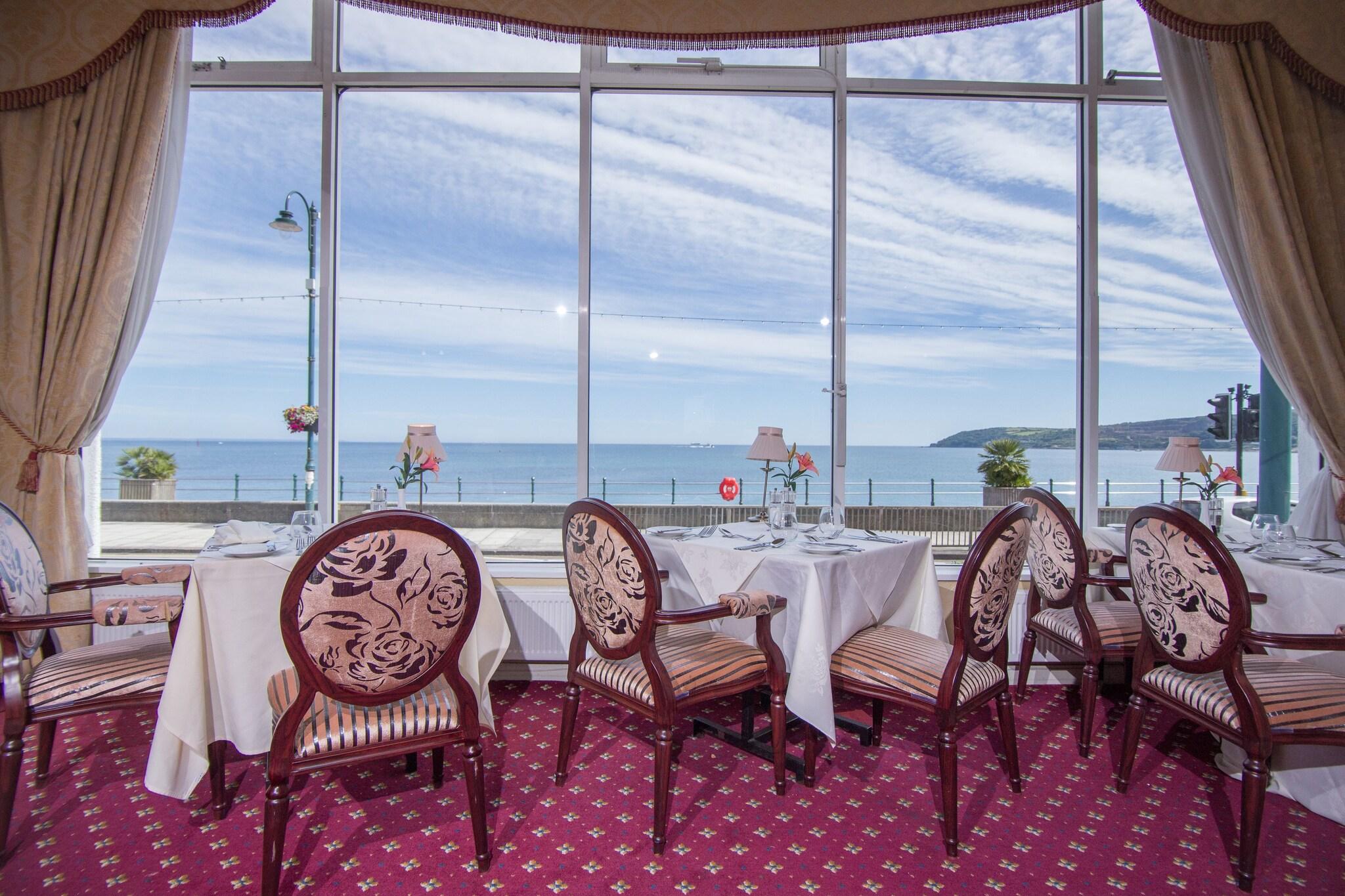 Queens Hotel