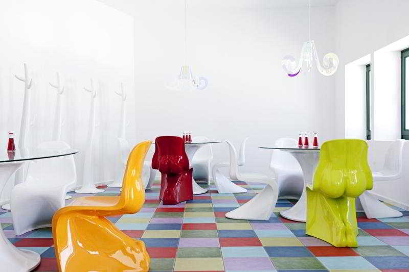 Avant Garde Suites by null