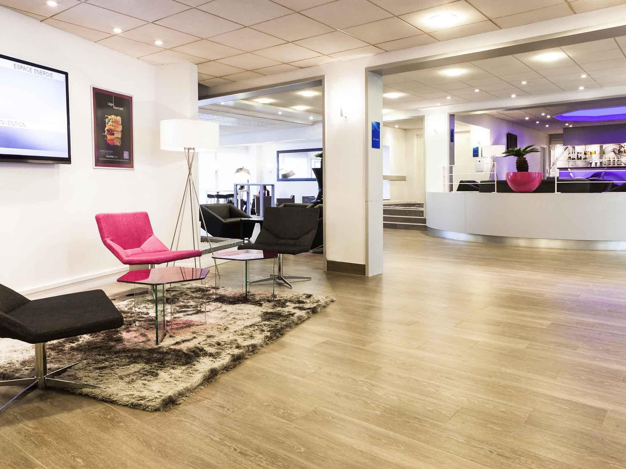 Novotel Fontainebleau Ury - photo