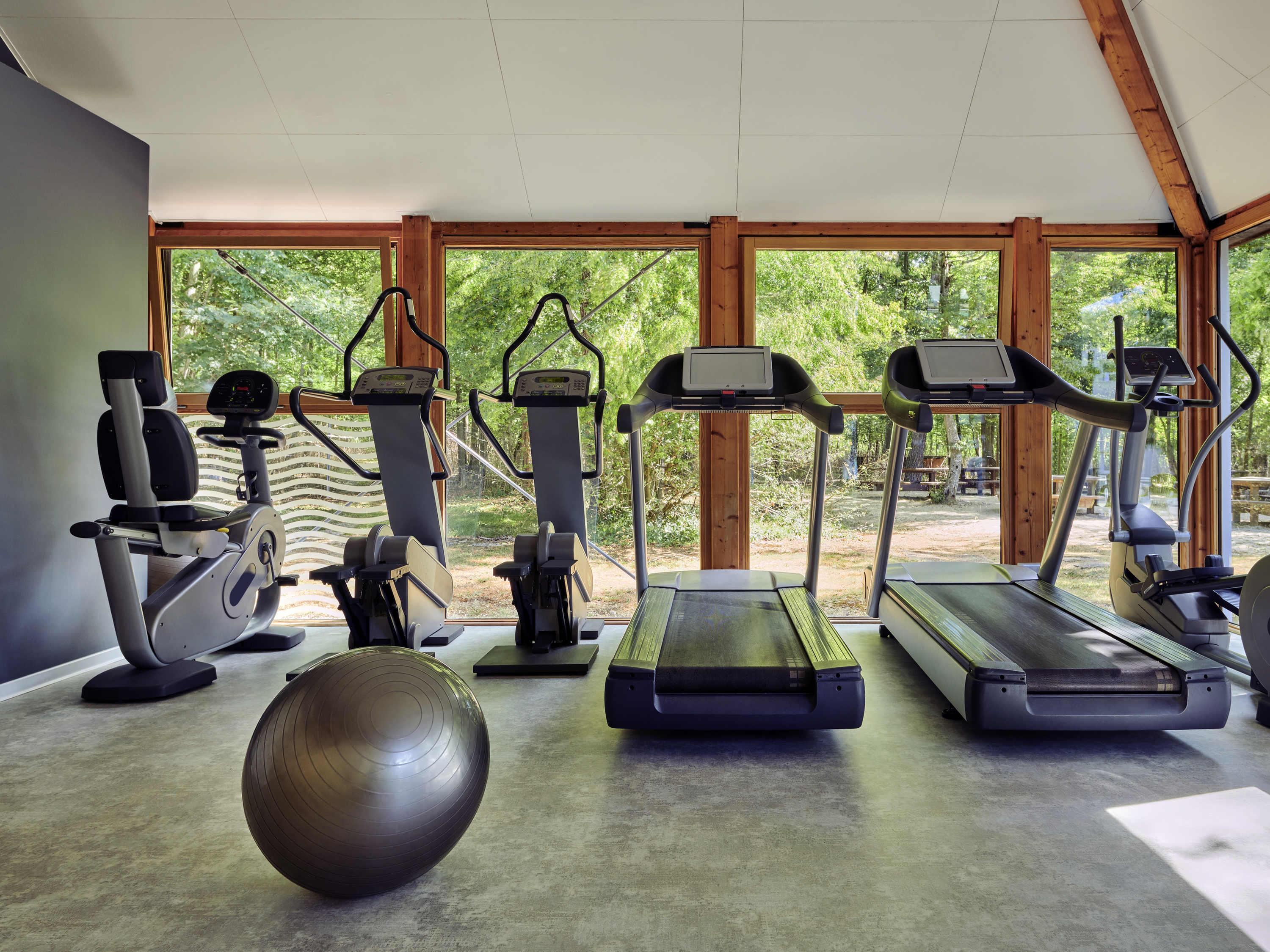 Novotel Fontainebleau Ury - photo