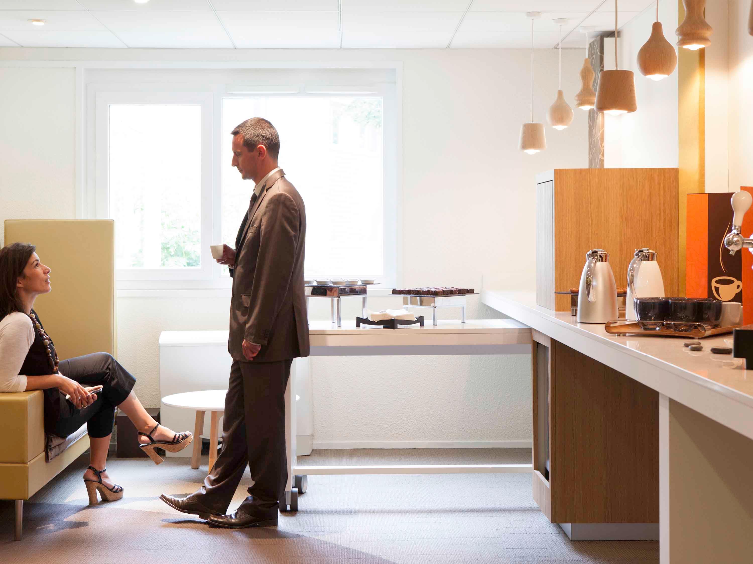 Novotel Fontainebleau Ury - photo