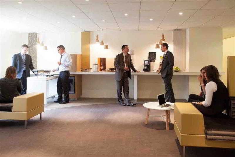 Novotel Fontainebleau Ury - photo