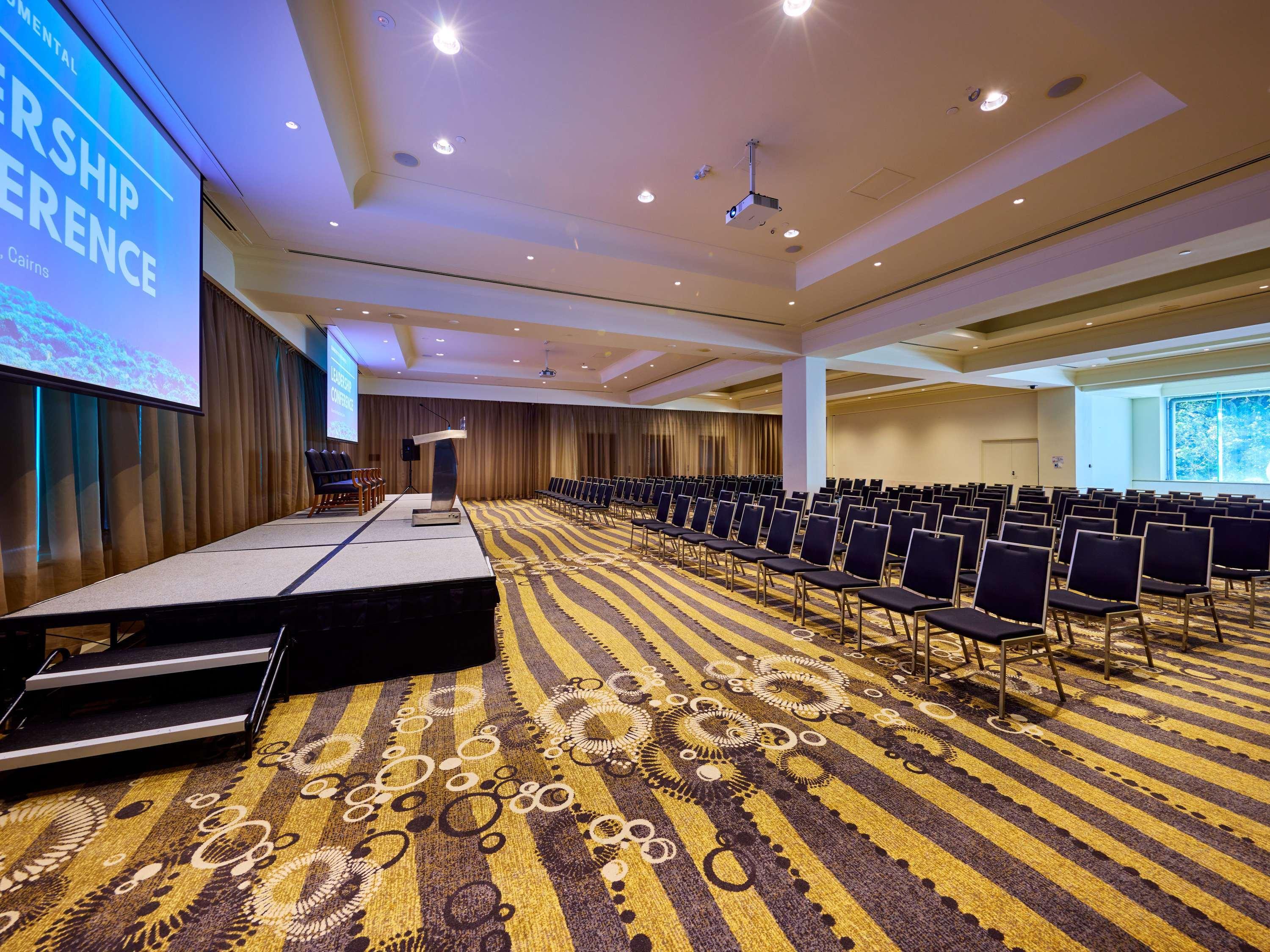 Pullman Reef Hotel Casino by null