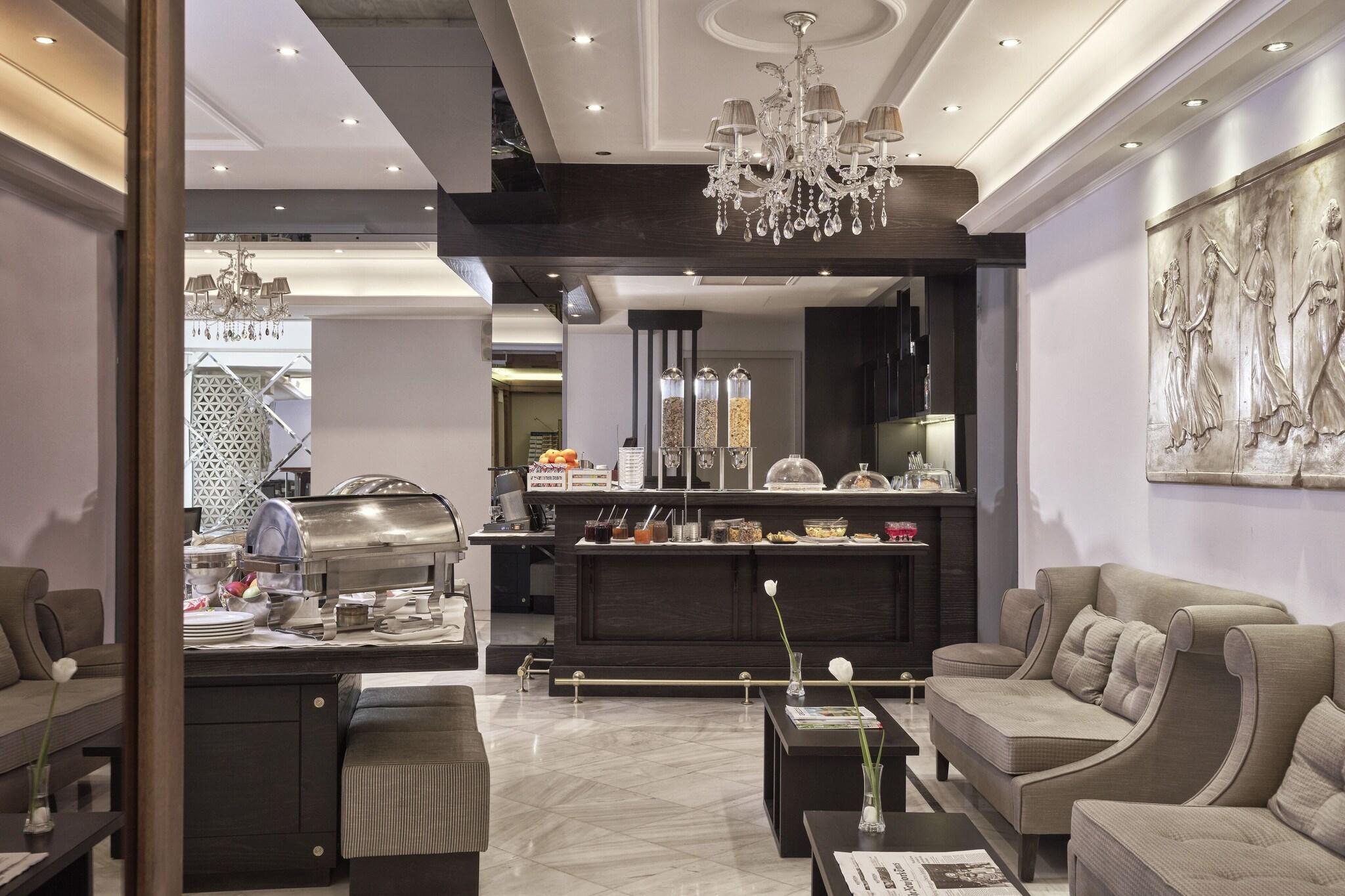 Ava Hotel & Suites - photo