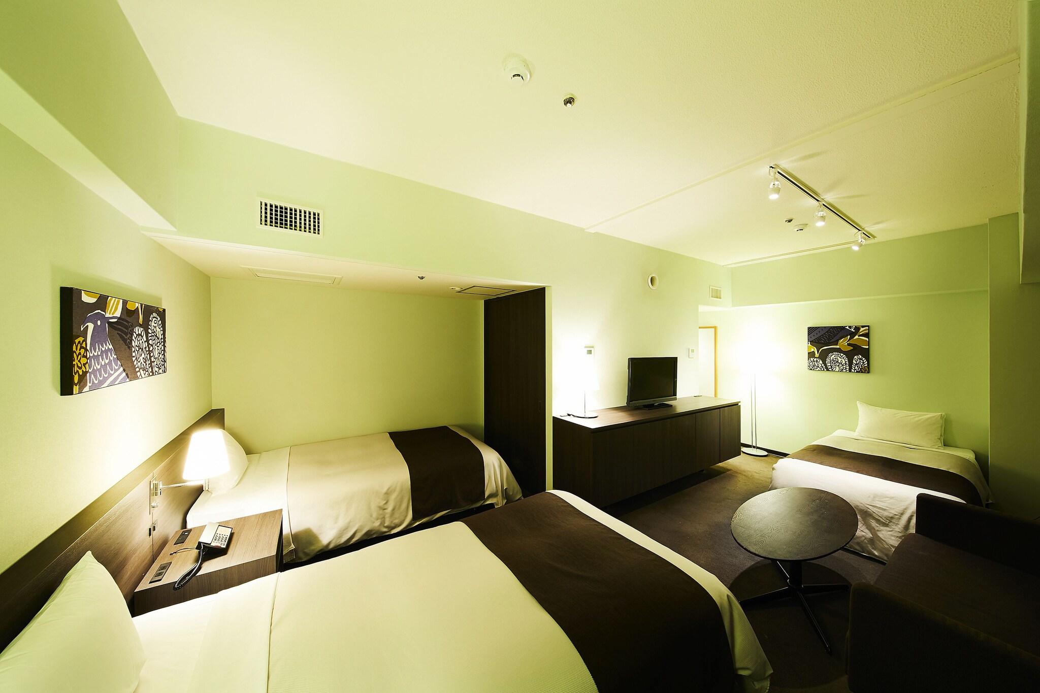 Ginza Grand Hotel by null