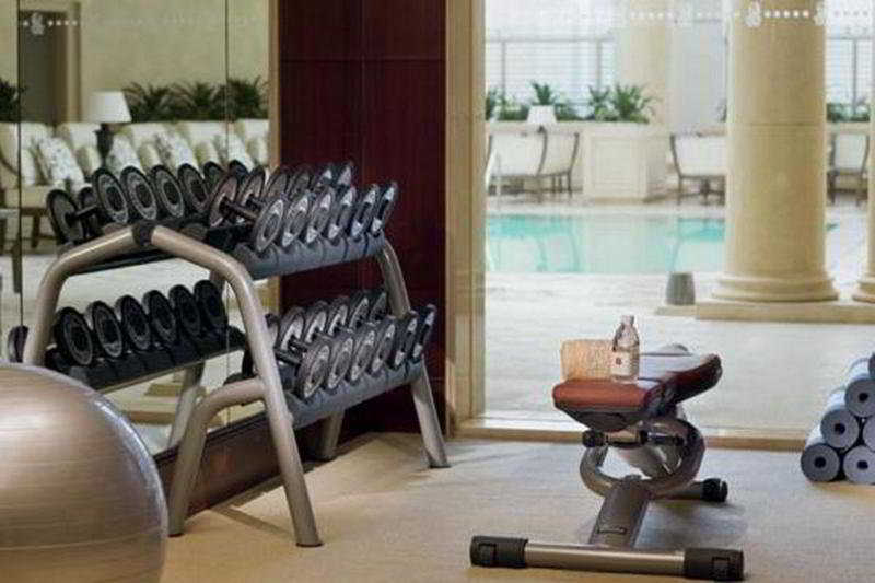 The Ritz-Carlton Shanghai, Pudong by null