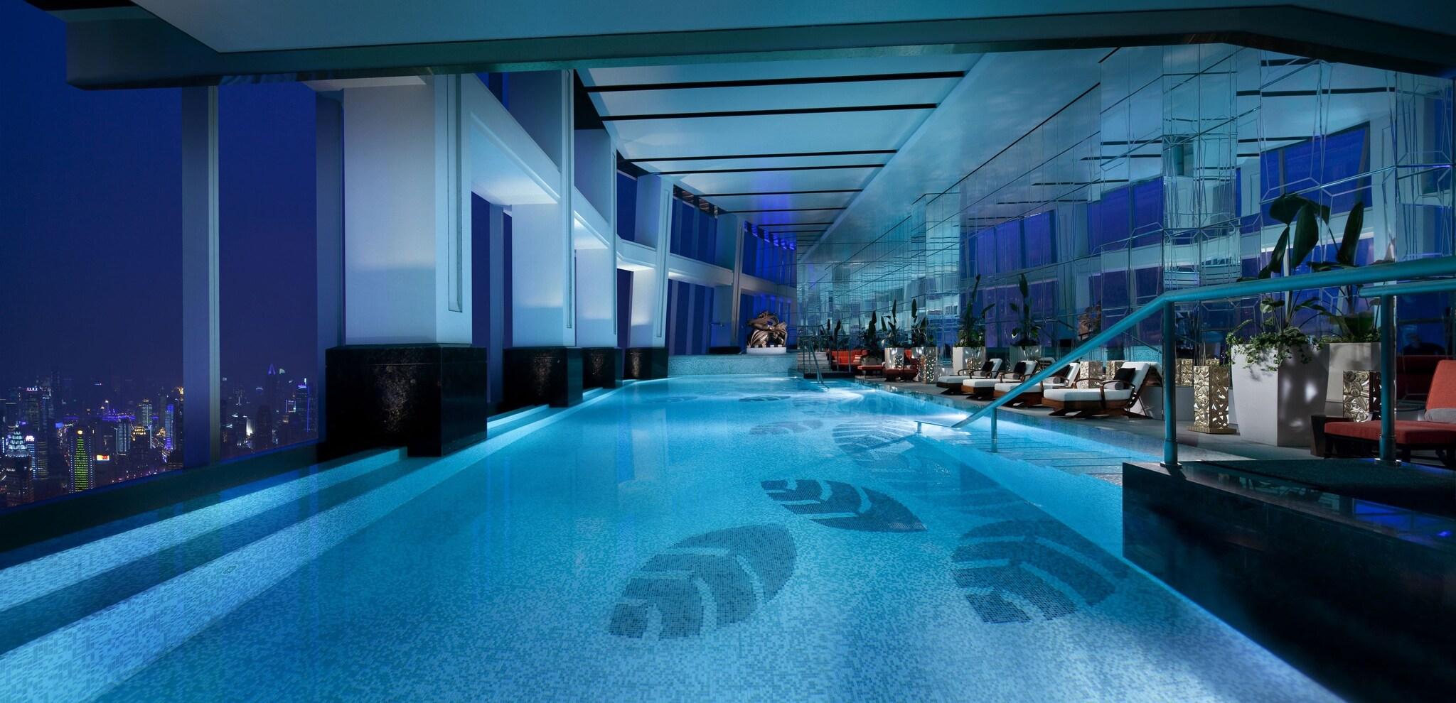 The Ritz-Carlton Shanghai, Pudong by null